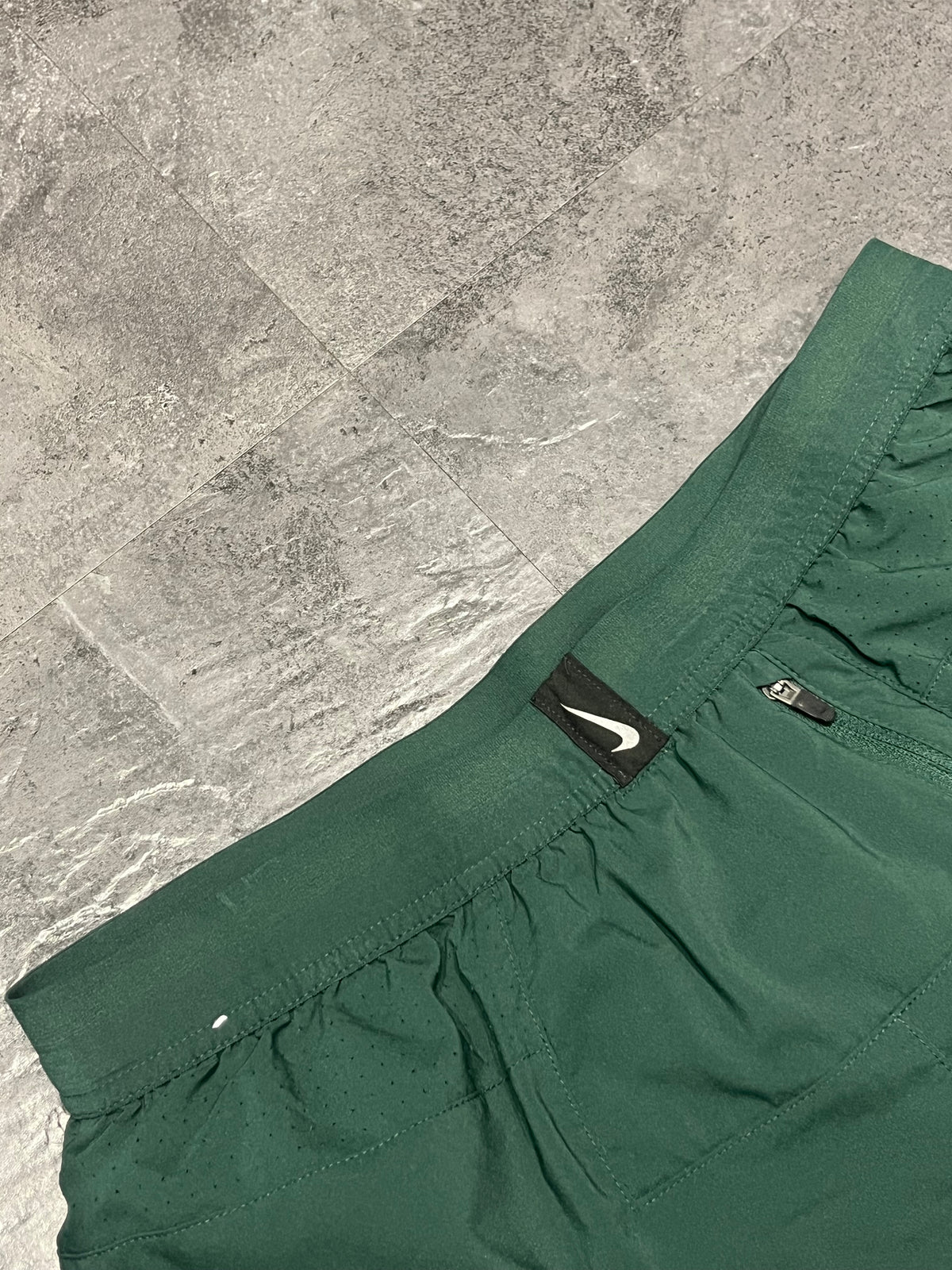 Green Nike Men’s Dri Fit Flex Stride 7” Brief Lined Running Shorts