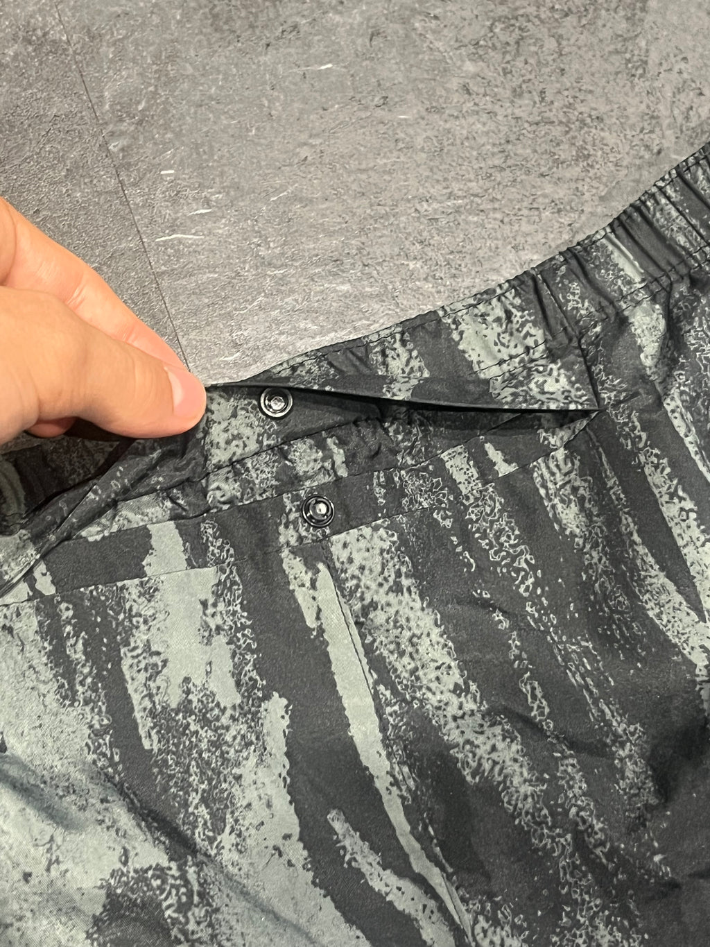 Black & Grey Nike Men’s Dri Fit Wild Run Challenger 7” Shorts