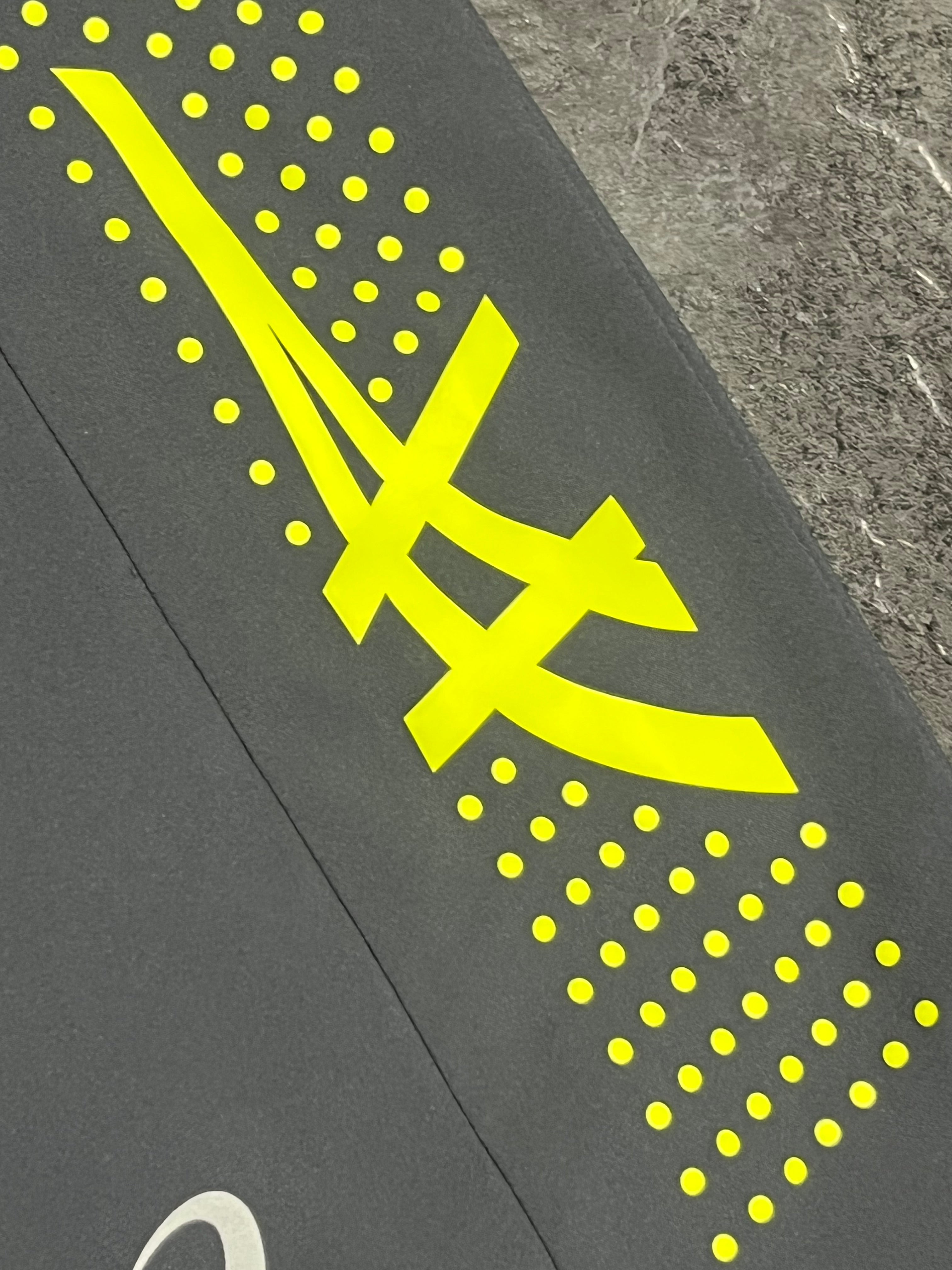 Grey & Yellow Asics Men’s Icon 7” Running Shorts