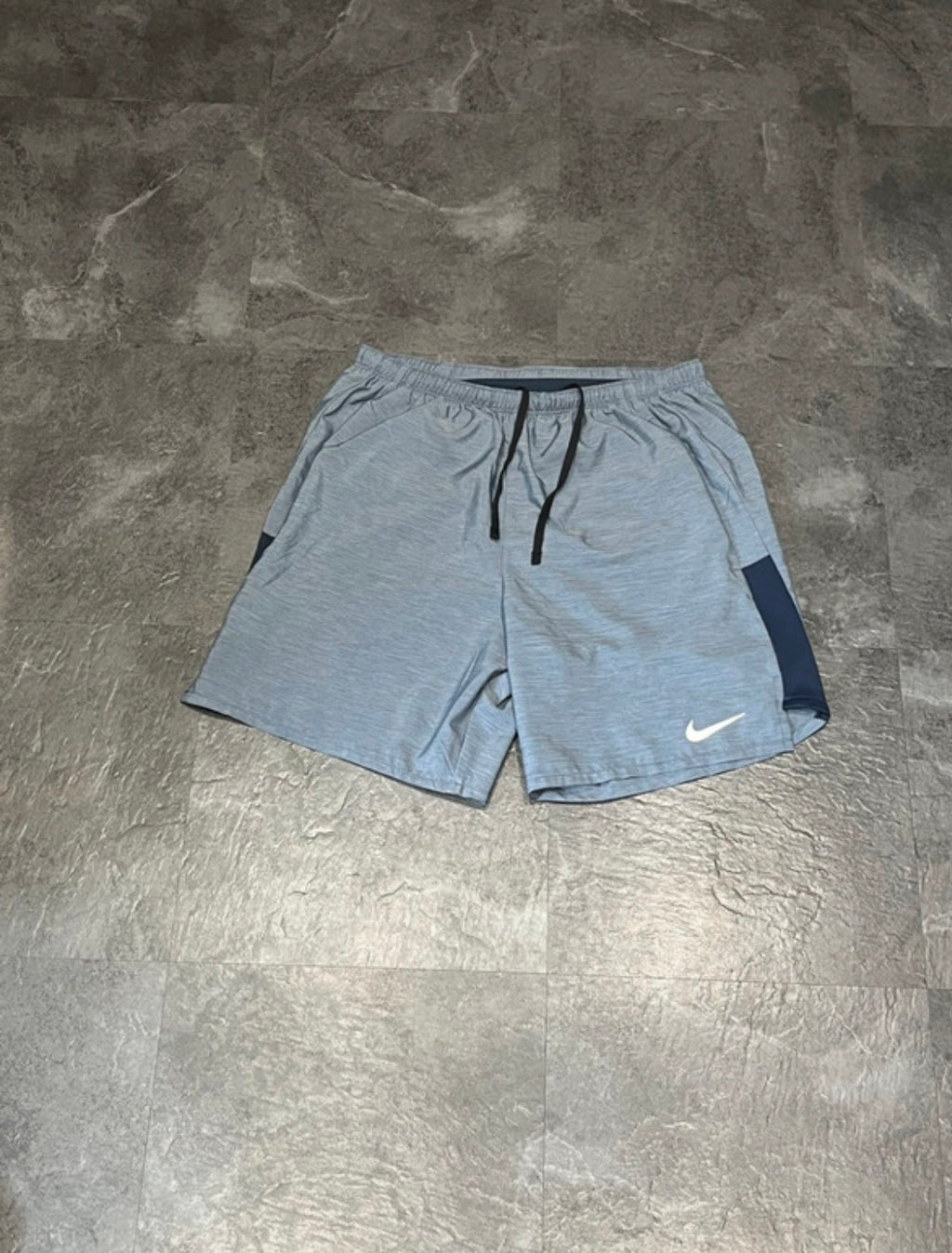 Light Blue Nike Mens Dri Fit Challenger 7” Running Shorts