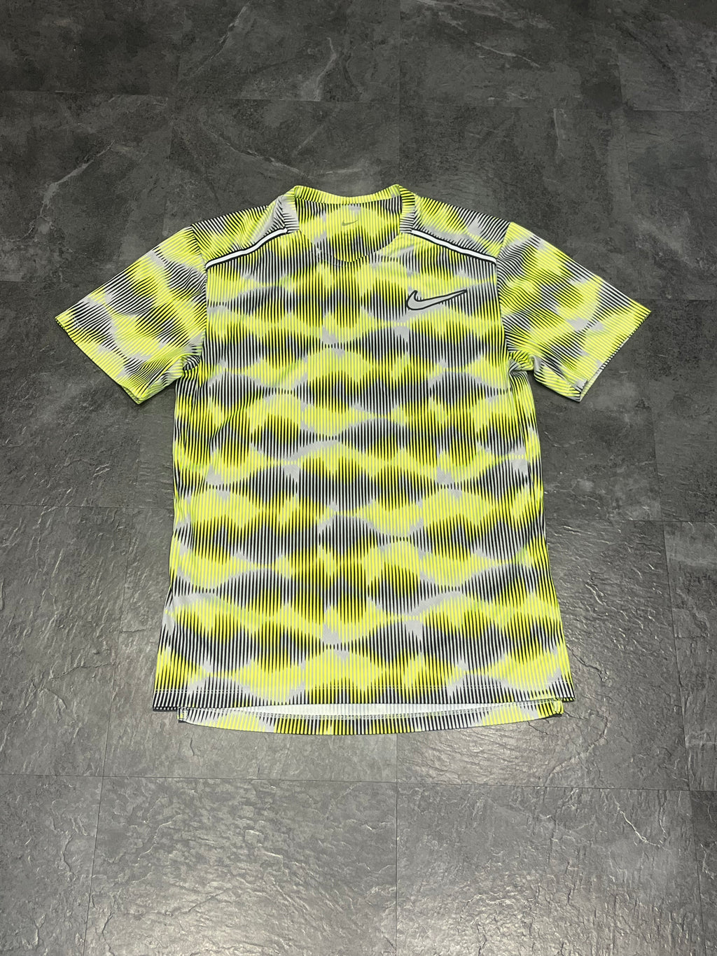 Festival Nike Men’s Dri Fit Miler T Shirt