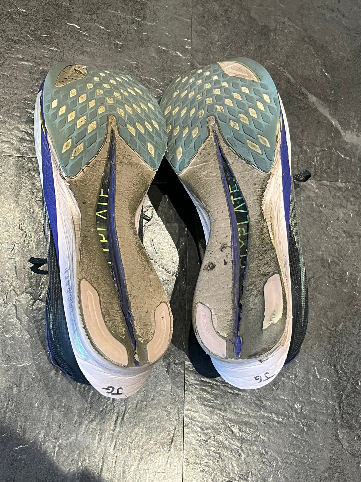 Nike Streakfly 2 - Size 10