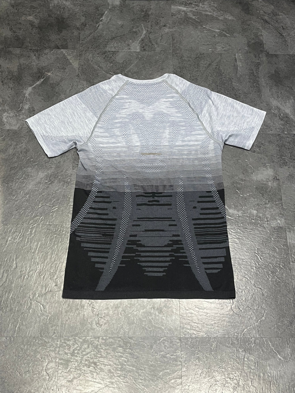 Grey & Black ASICS Men’s Seamless SS T Shirt