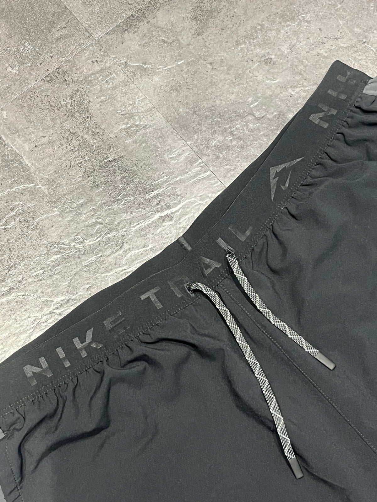 Black Nike Men’s Dri Fit Trail 6” Brief Lined Running Shorts