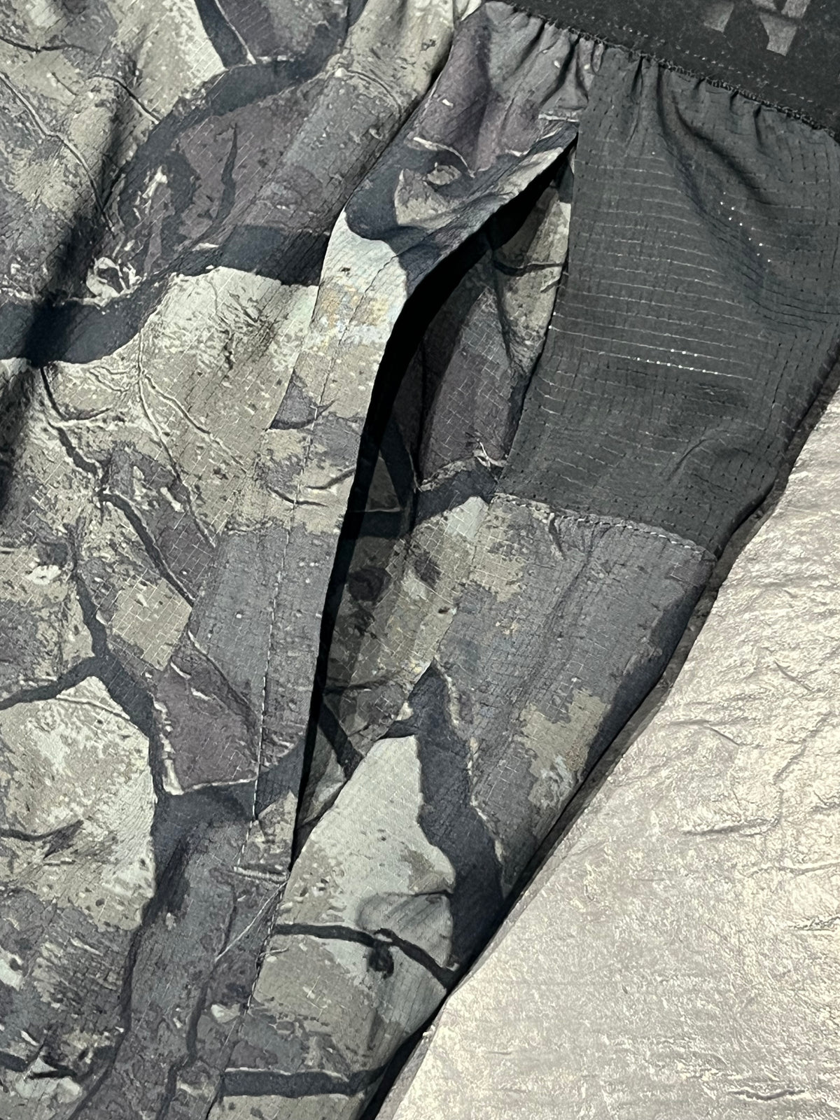 Black/Grey Nike Men’s Dri Fit Trail 7” Brief Lined Running Shorts