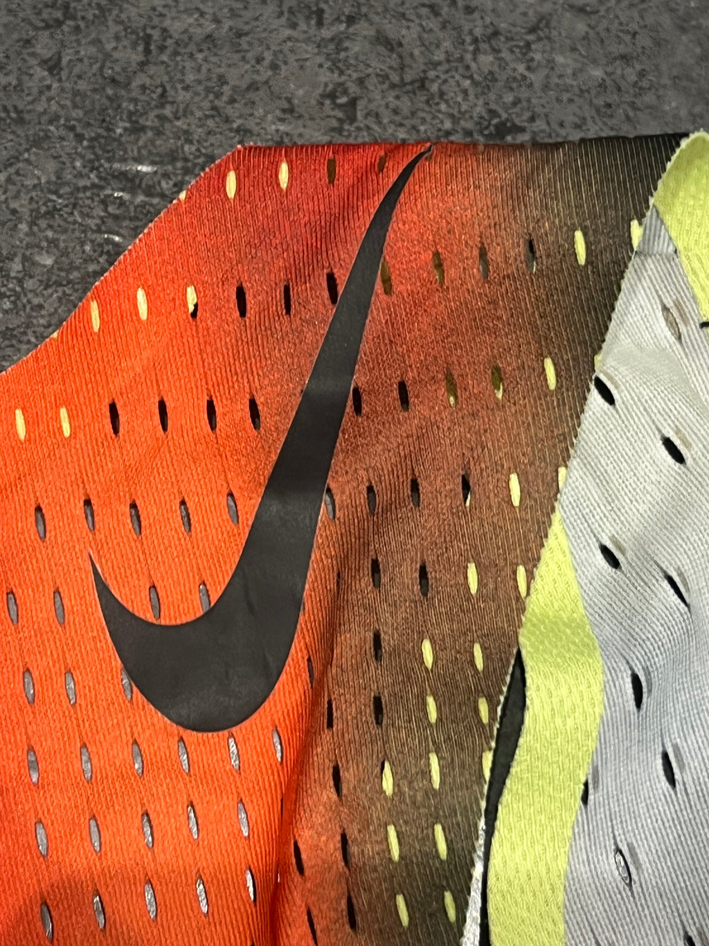 Elite Entry Nike Men’s Dri Fit ADV AeroSwift Singlet