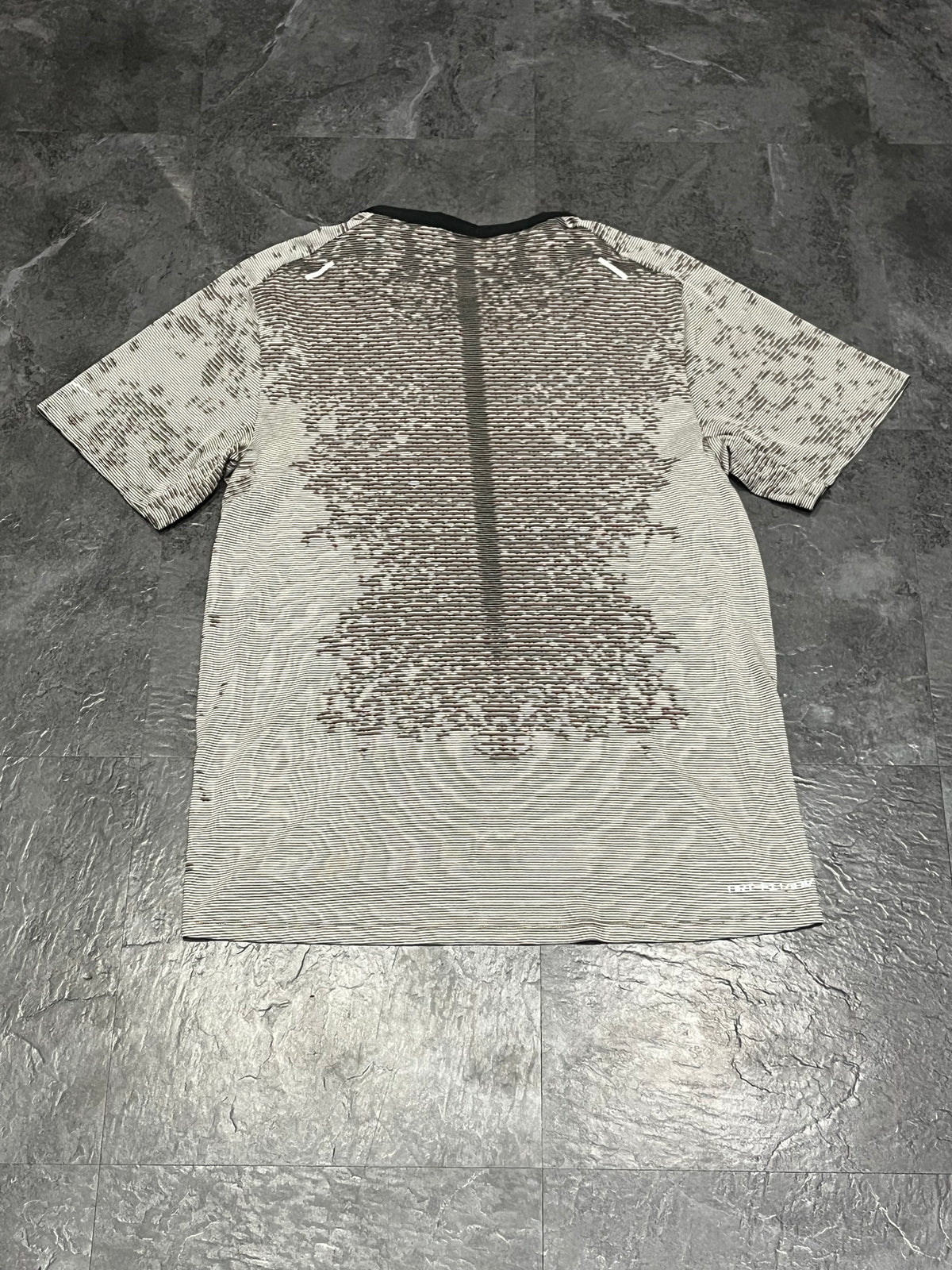 Grey & Beige Nike Men’s Dri Fit ADV Running Division T Shirt