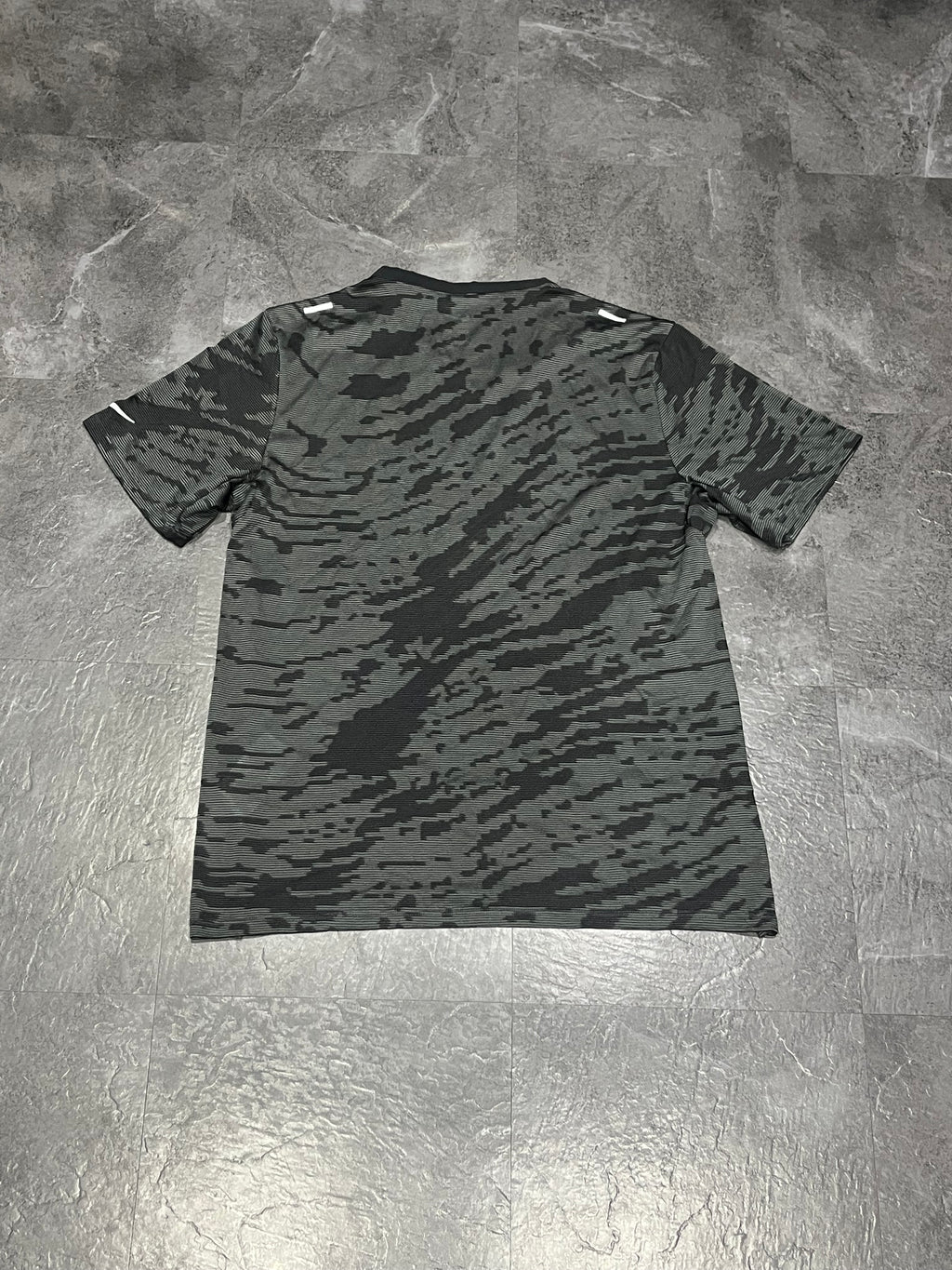 Black/Grey Camo Nike Men’s Dri Fit Rise 365 Running Division T Shirt