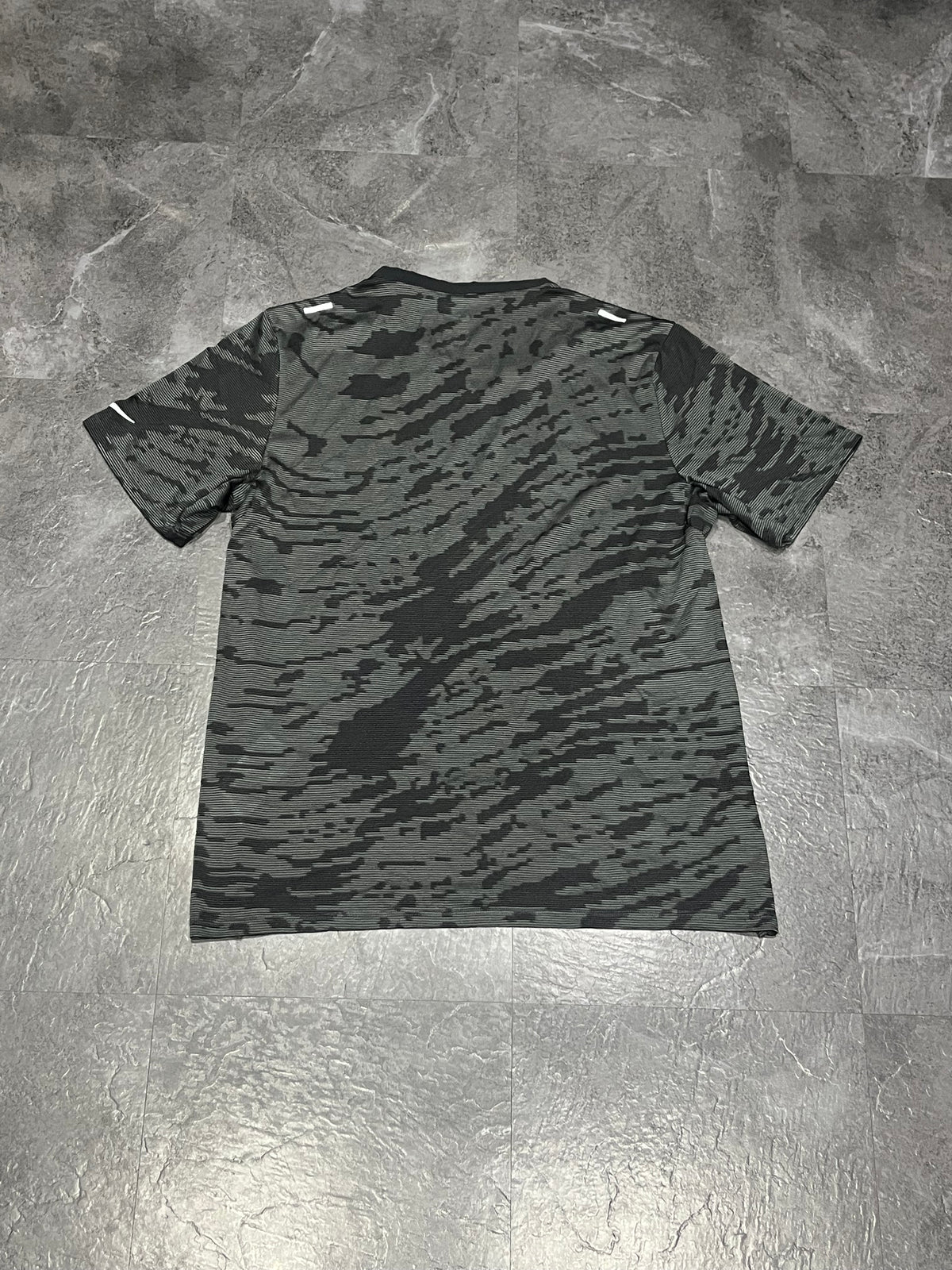 Black/Grey Camo Nike Men’s Dri Fit Rise 365 Running Division T Shirt
