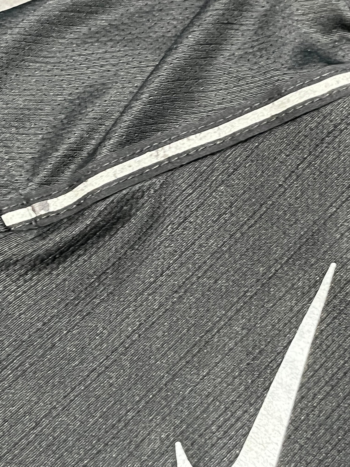 Black Nike Men’s Dri Fit Miler Long Sleeve Running Top