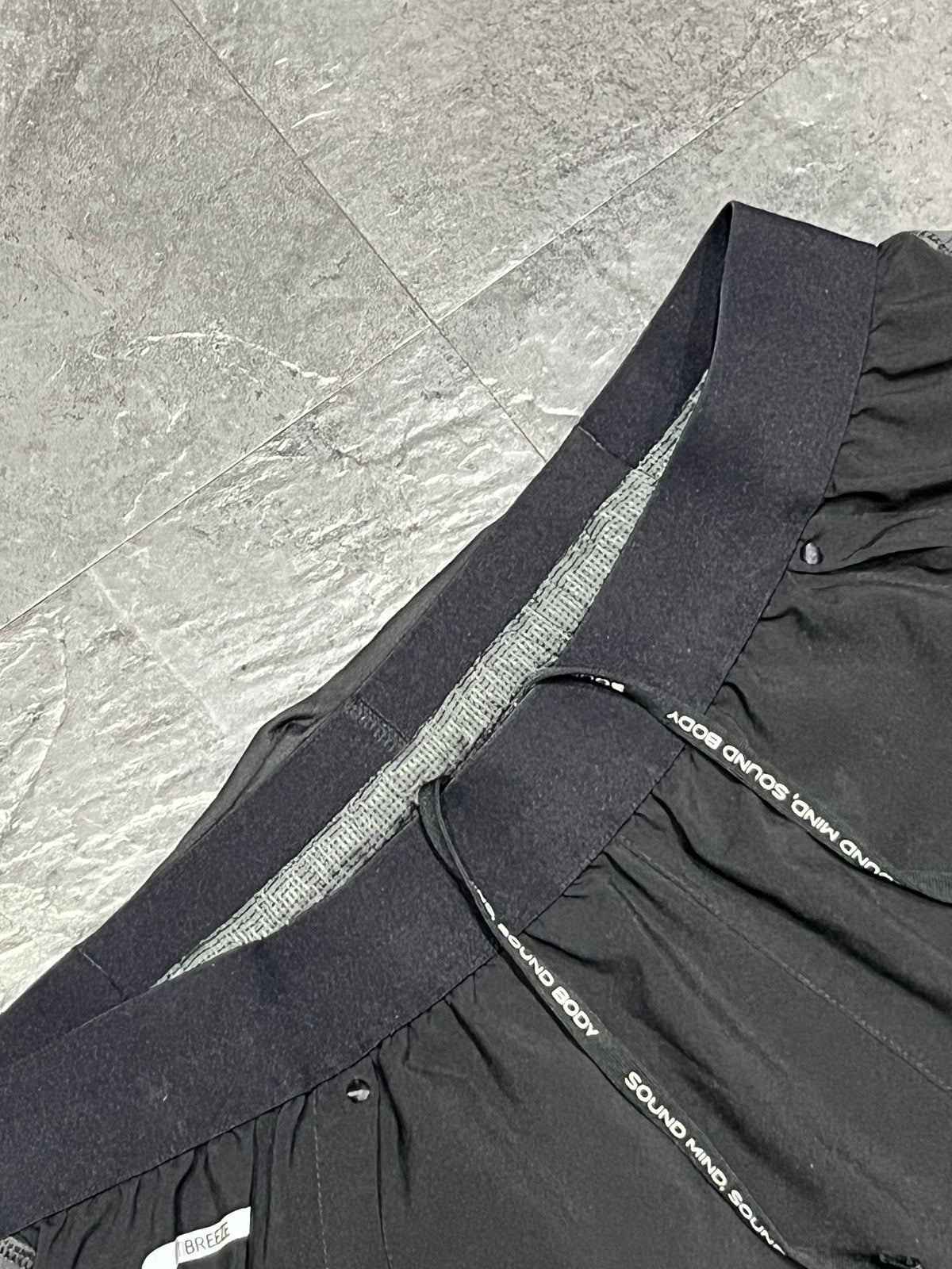 Black/Grey Asics Men’s Actibreeze 5” Brief Lined Road Running Shorts