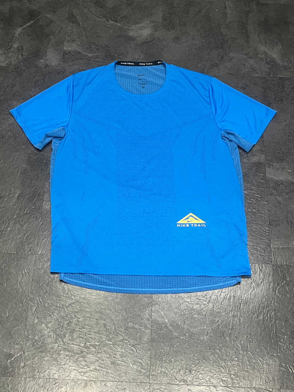 Blue/Yellow Nike Men’s Dri Fit Rise 365 Trail Running T Shirt