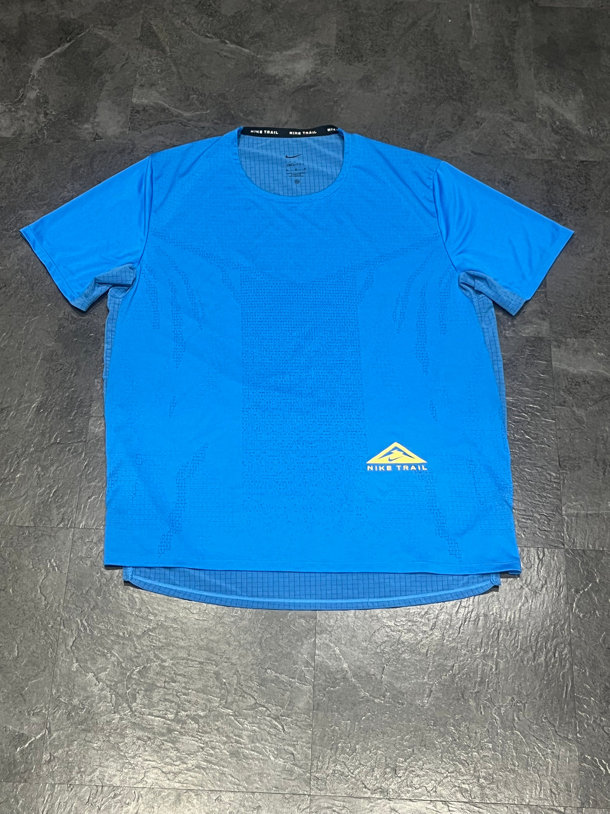 Blue/Yellow Nike Men’s Dri Fit Rise 365 Trail Running T Shirt