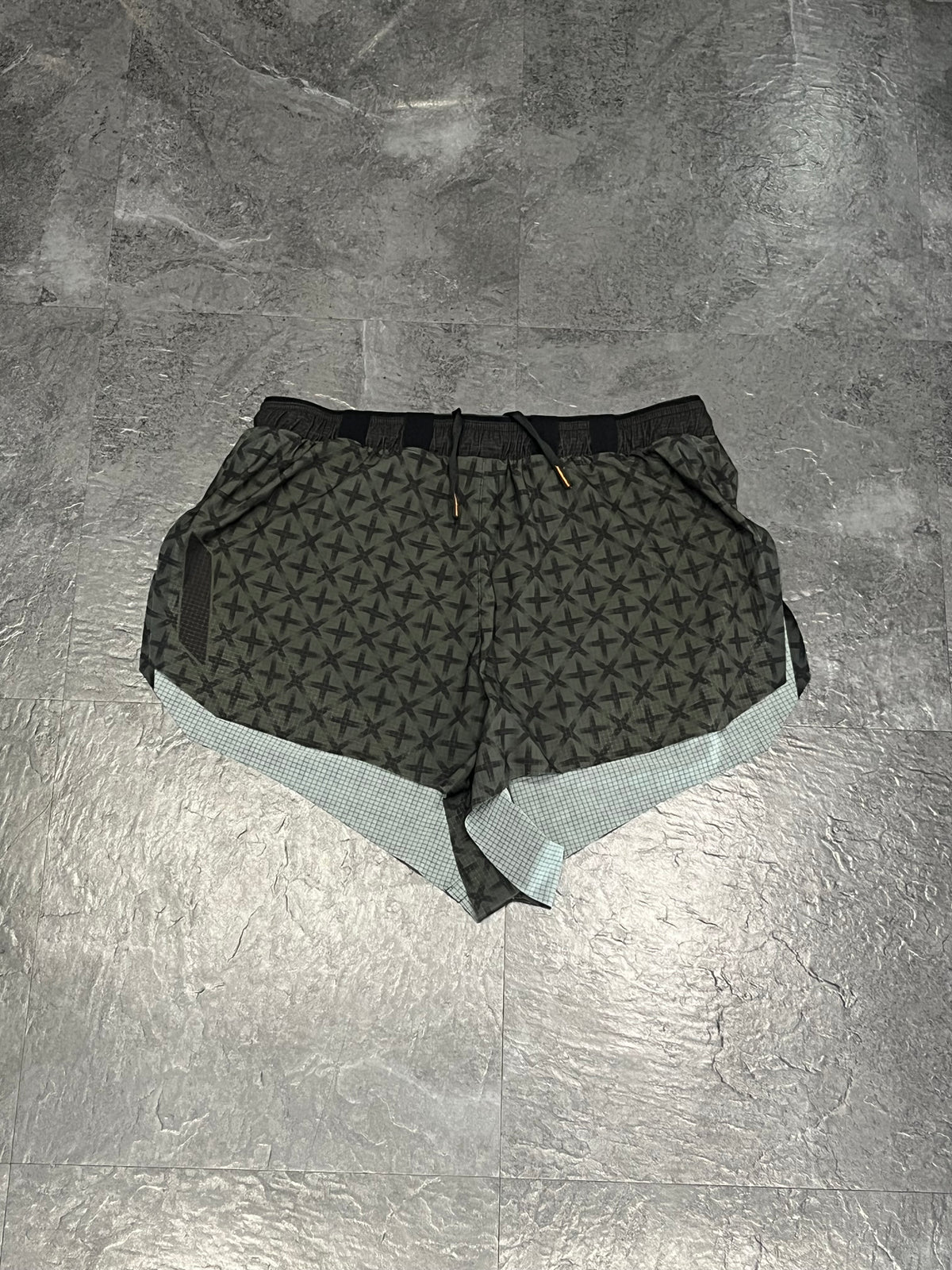SOAR Men’s XRace Marathon 2.5” Racing Split Shorts