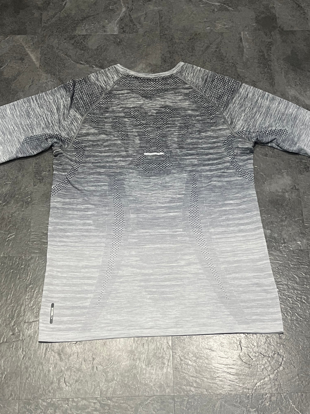 Light Grey Gradient Asics Women’s Actibreeze Seamless Long Sleeve Top