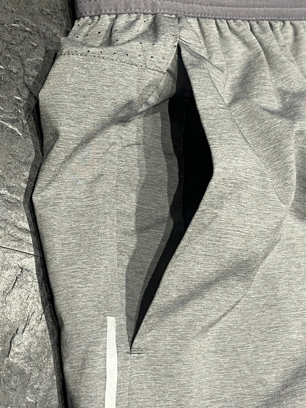Grey Nike Men’s Dri Fit Flex Stride 7” Running Shorts