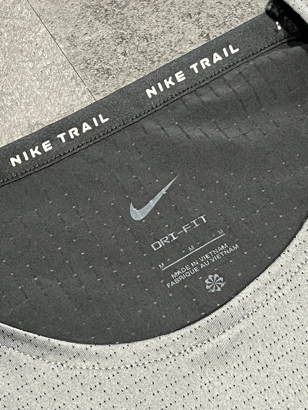 Black/Grey Nike Men’s Dri Fit Rise 365 Trail Running T Shirt
