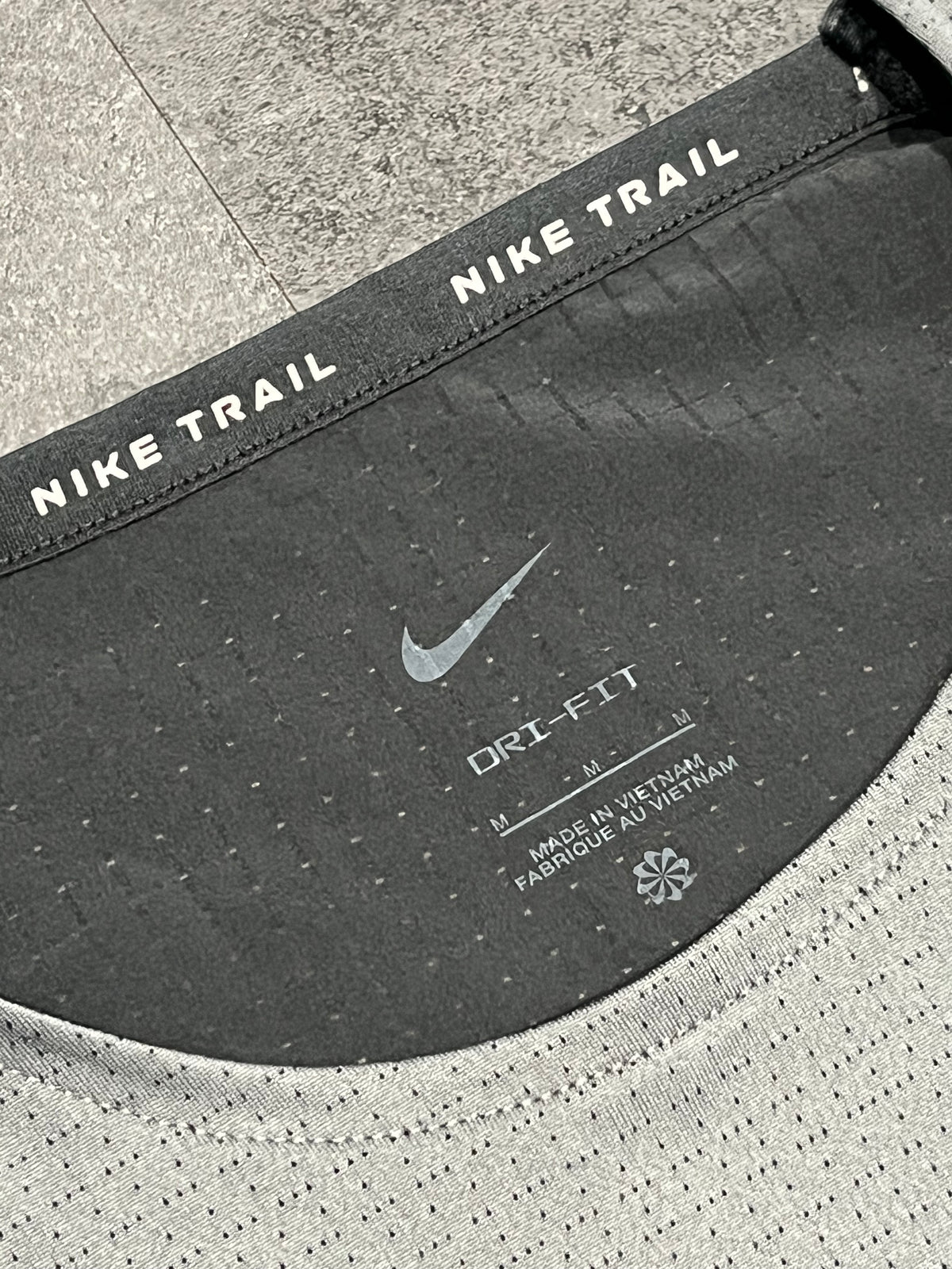 Black/Grey Nike Men’s Dri Fit Rise 365 Trail Running T Shirt