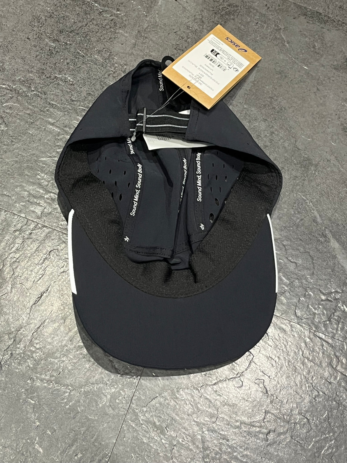 Performance Black Asics Lightweight Running Cap - Unisex