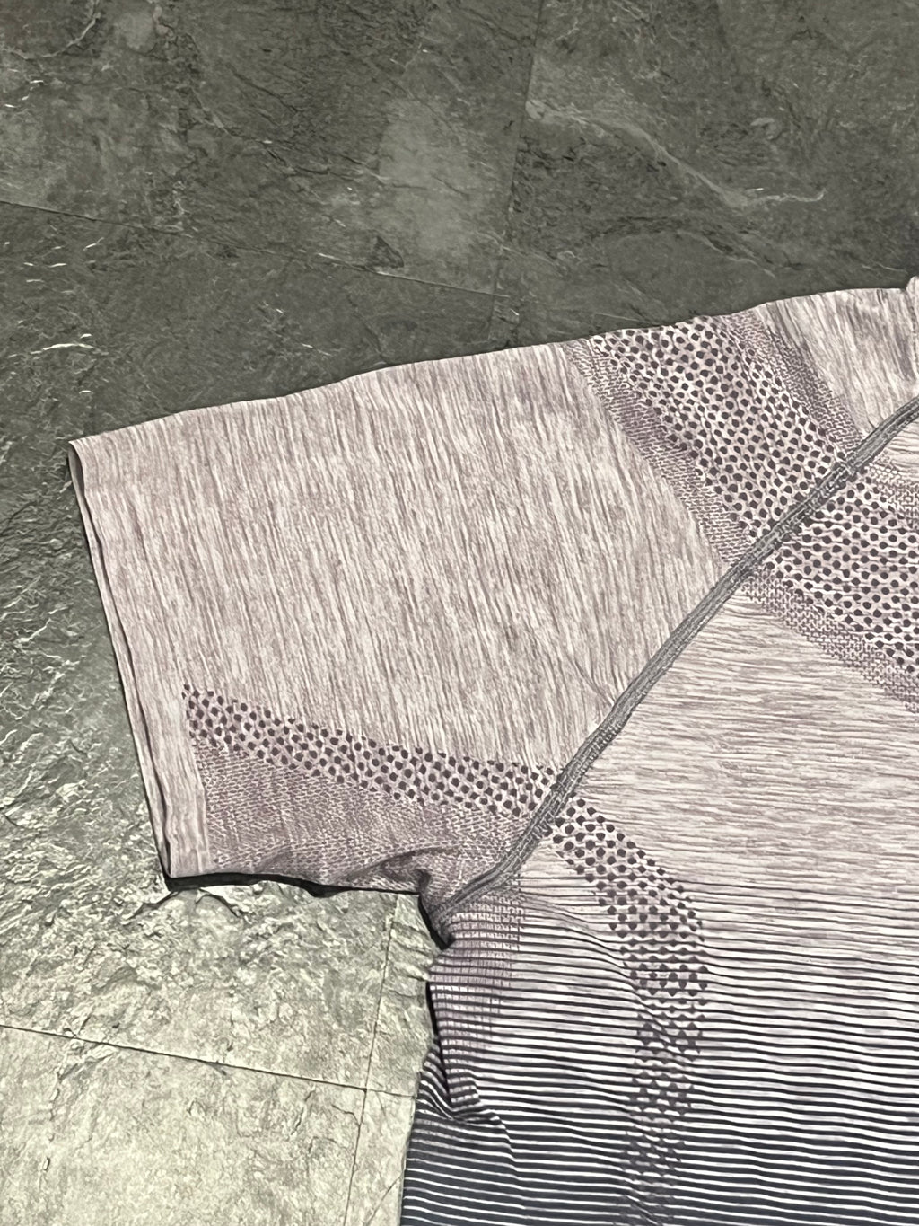 Lavender ASICS Men’s Actibreeze Seamless Running T Shirt