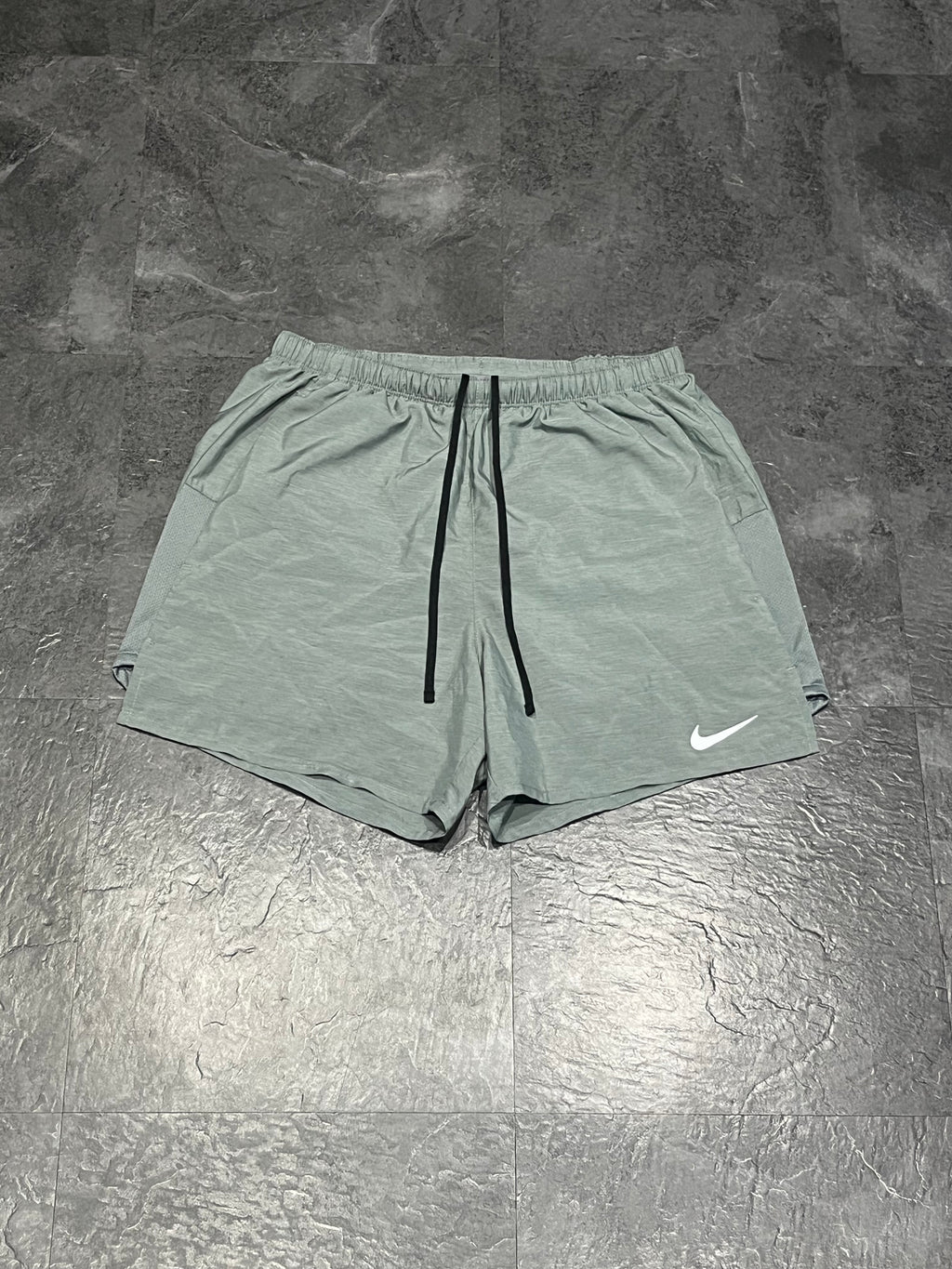 Grey Nike Men’s Dri Fit Challenger 7” Brief Lined Running Shorts
