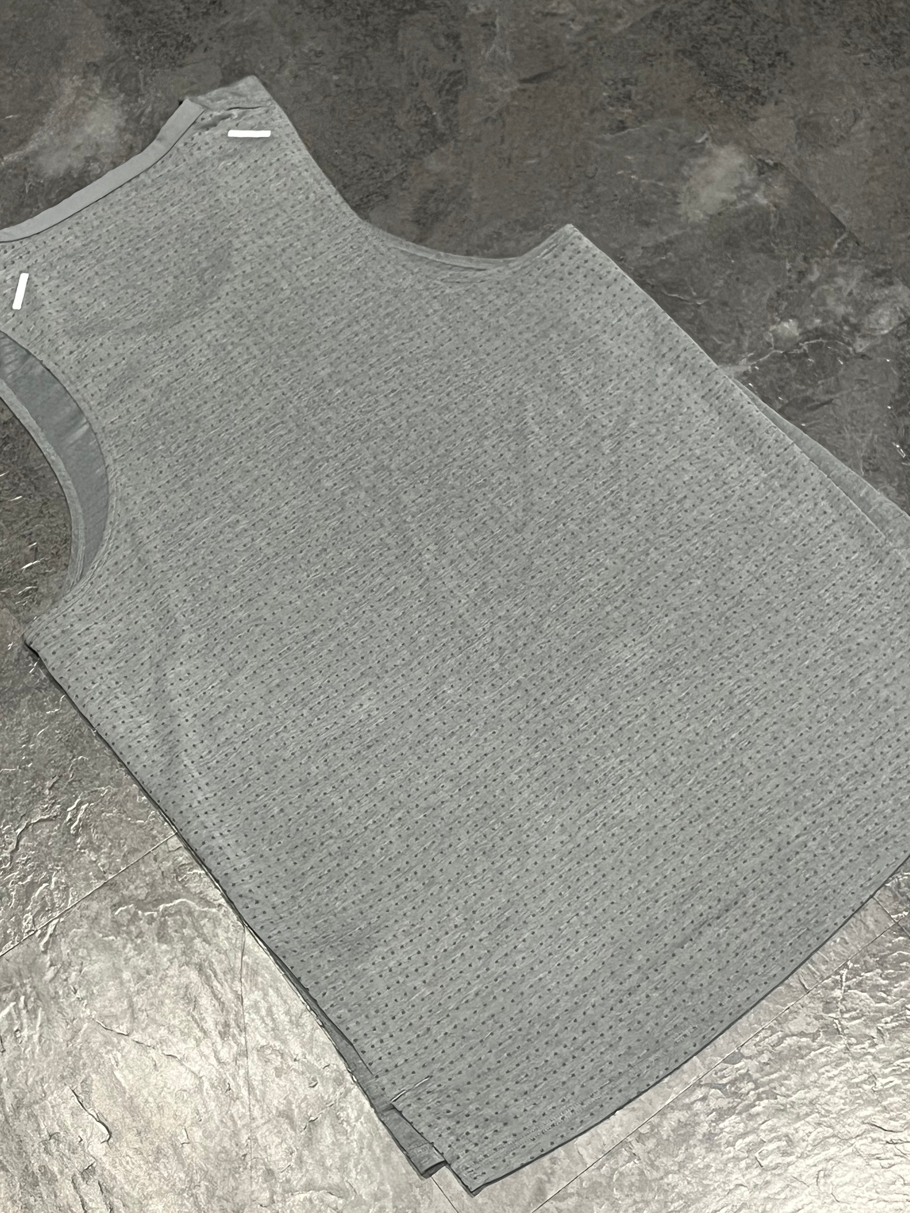 Grey Nike Men’s Dri Fit Rise 365 Miler Running Vest