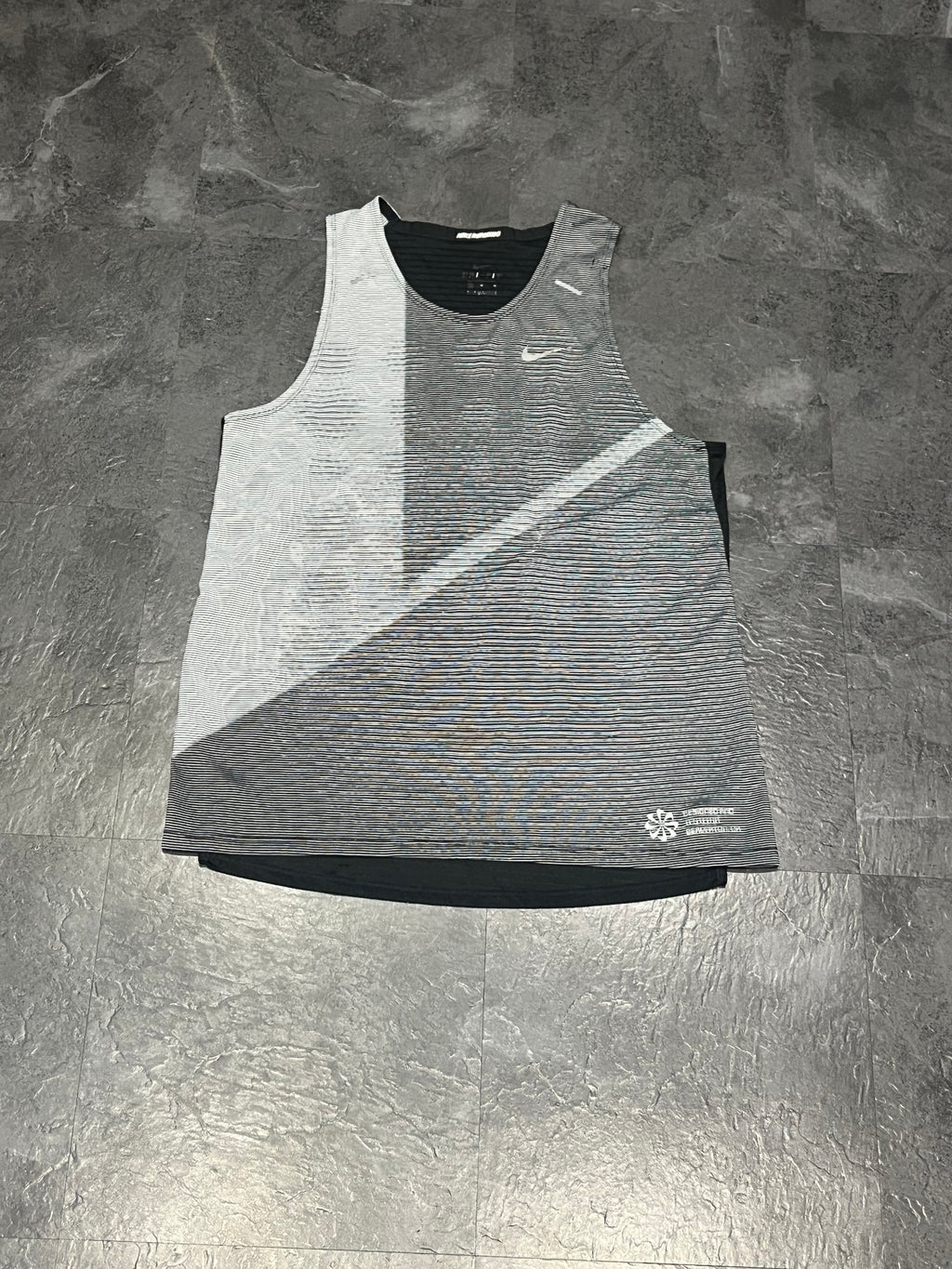 Grey/Black Nike Men’s Dri Fit Rise 365 Future Fast Singlet