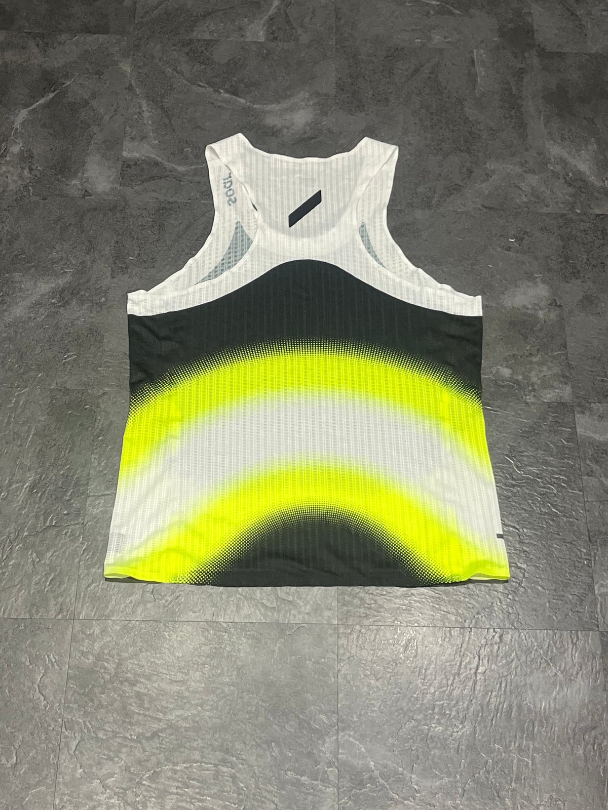 Black/White/Yellow SOAR Men’s 2.0 Race Singlet
