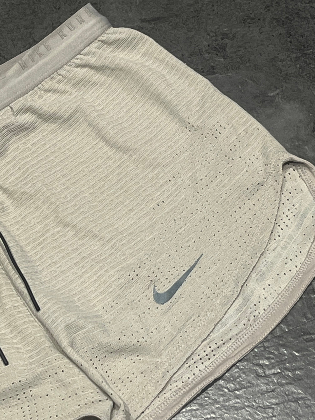 Light Grey / Beige Nike Men’s Dri Fit ADV Running Division Pinnacle 3” Shorts