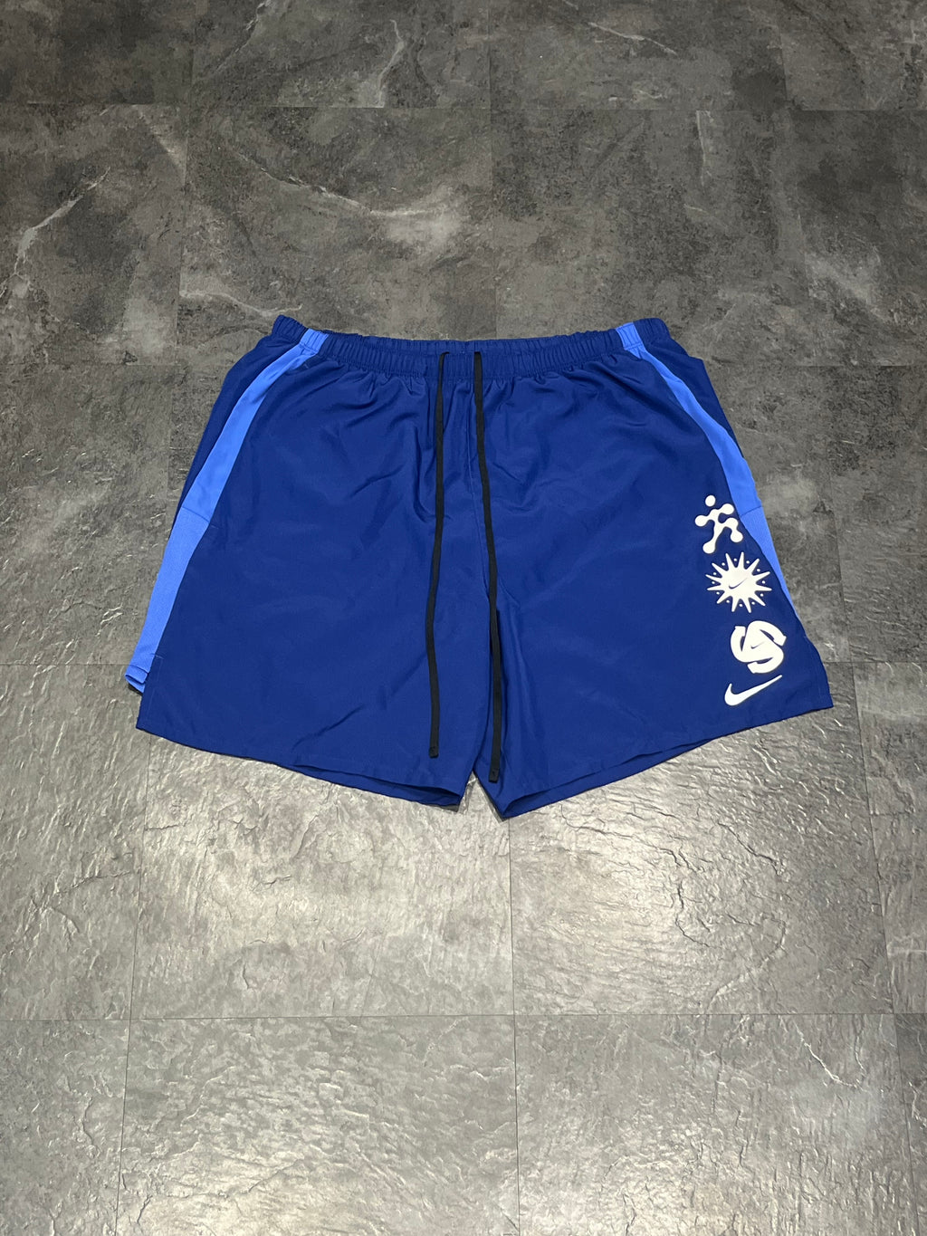 Blue Nike Men’s Dri Fit Wild Run Challenger 7” Shorts