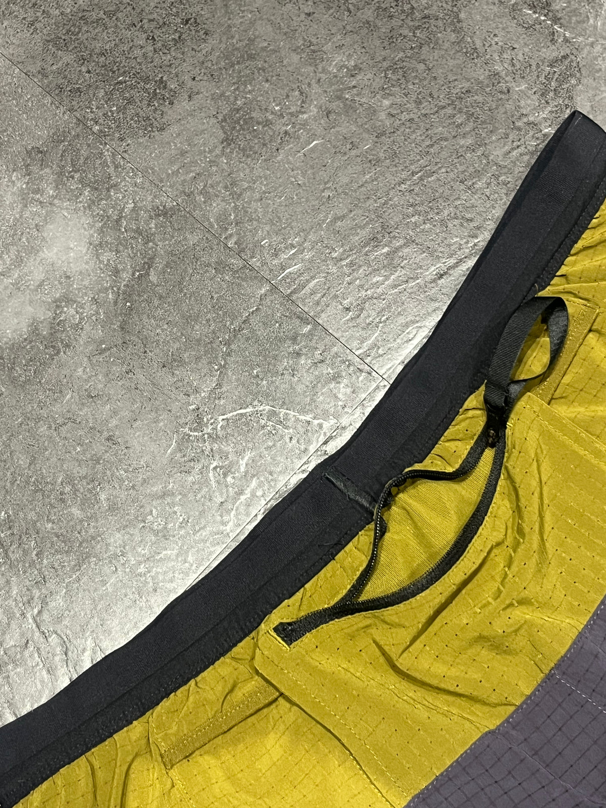 Olive Flak & Gridiron Nike Men’s Dri Fit Trail 5” Brief Lined Running Shorts