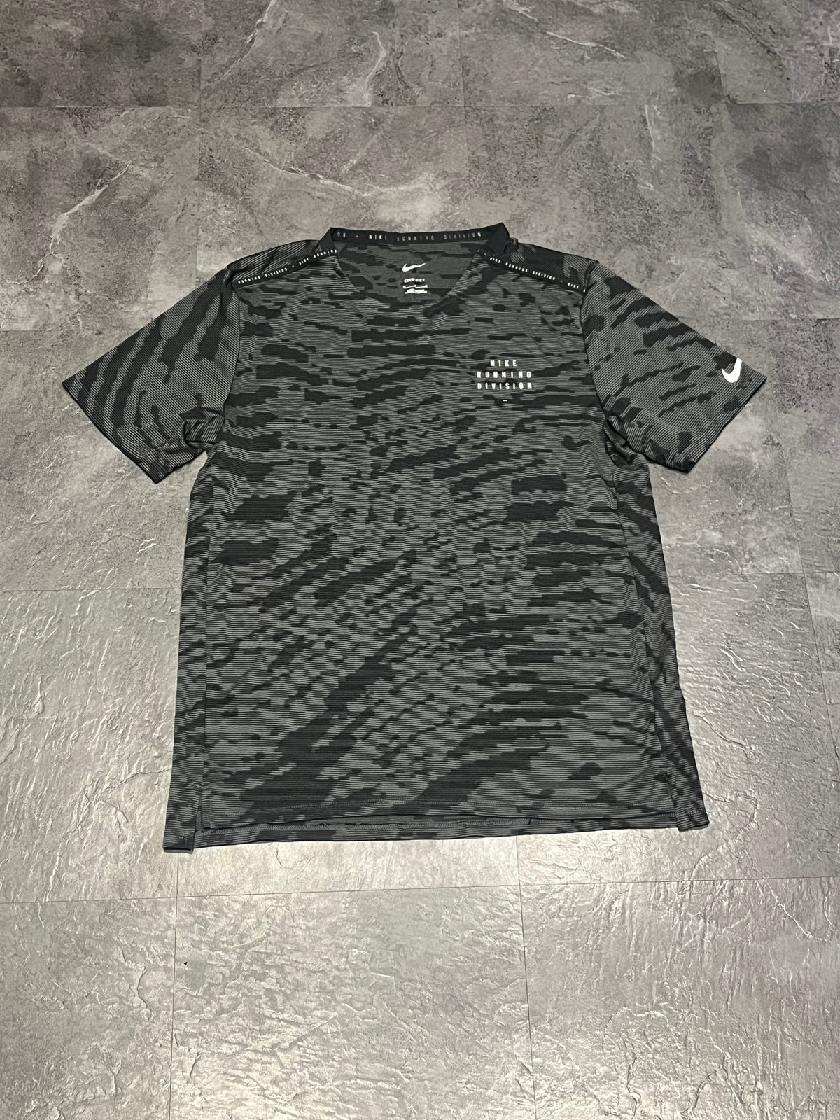 Black/Grey Camo Nike Men’s Dri Fit Rise 365 Running Division T Shirt