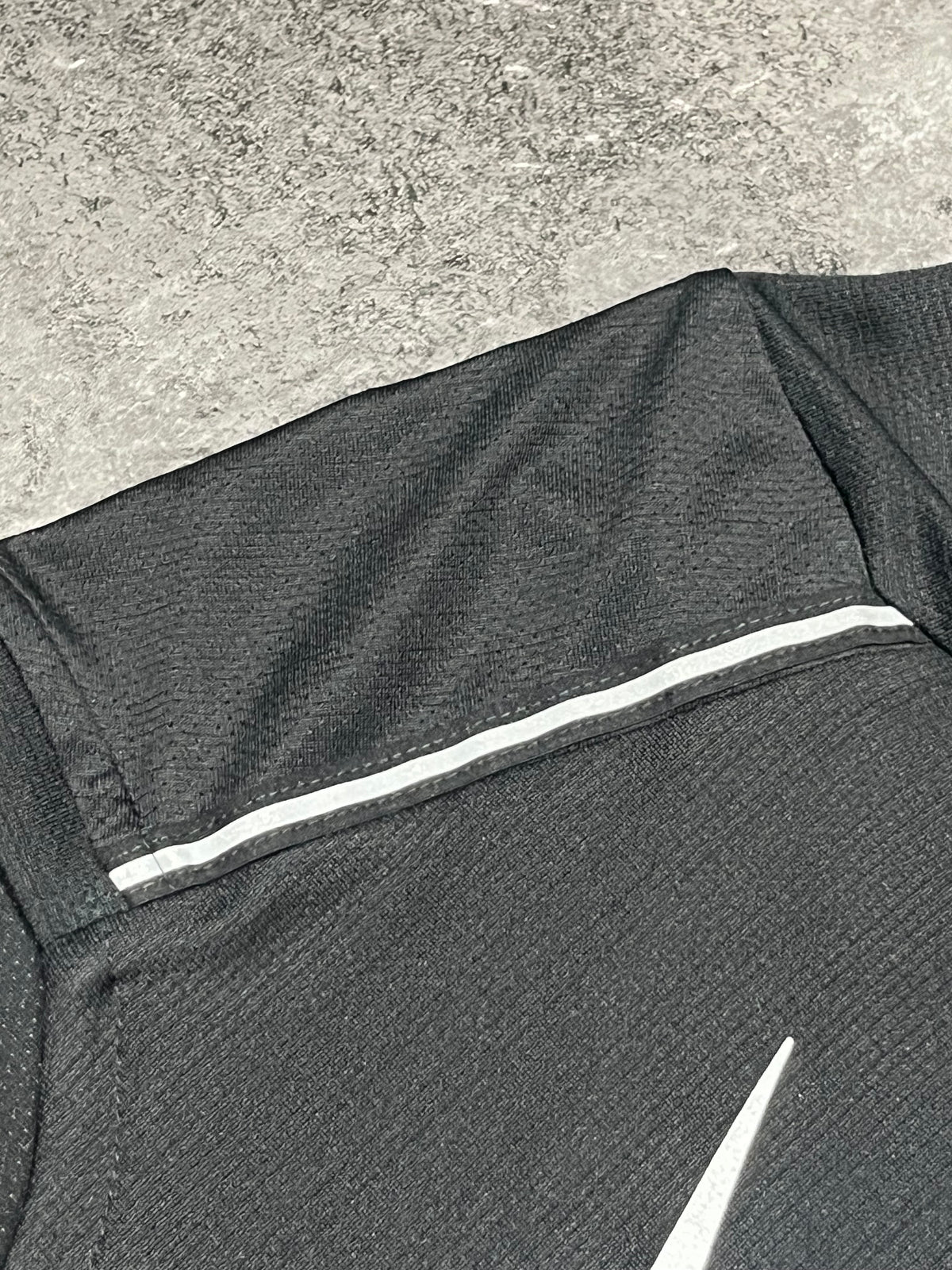 Black Nike Men’s Dri Fit Miler Long Sleeve Running Top