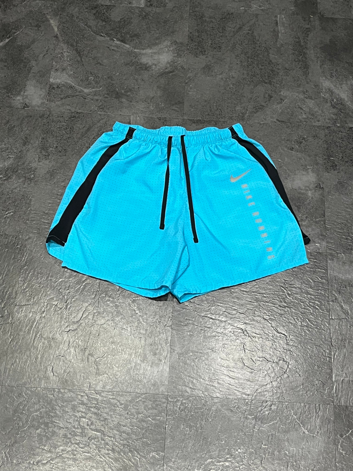 Blue Nike Men’s Dri Fit Running Division 5” Running Shorts