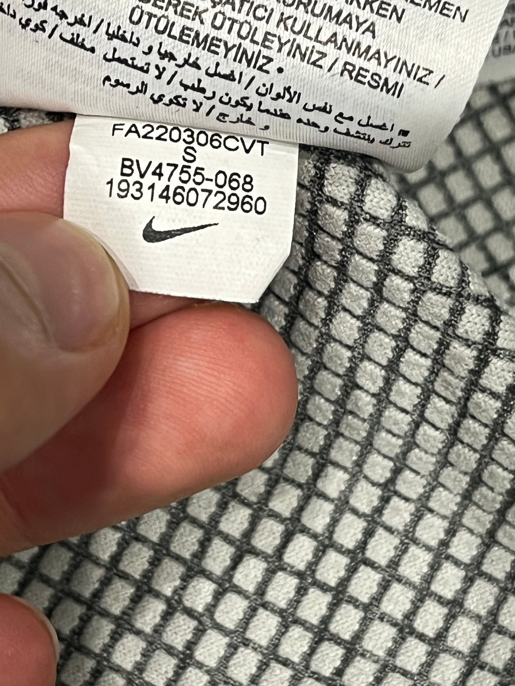 Grey Nike Men’s Dri Fit Pacer 1/4 Zip Top