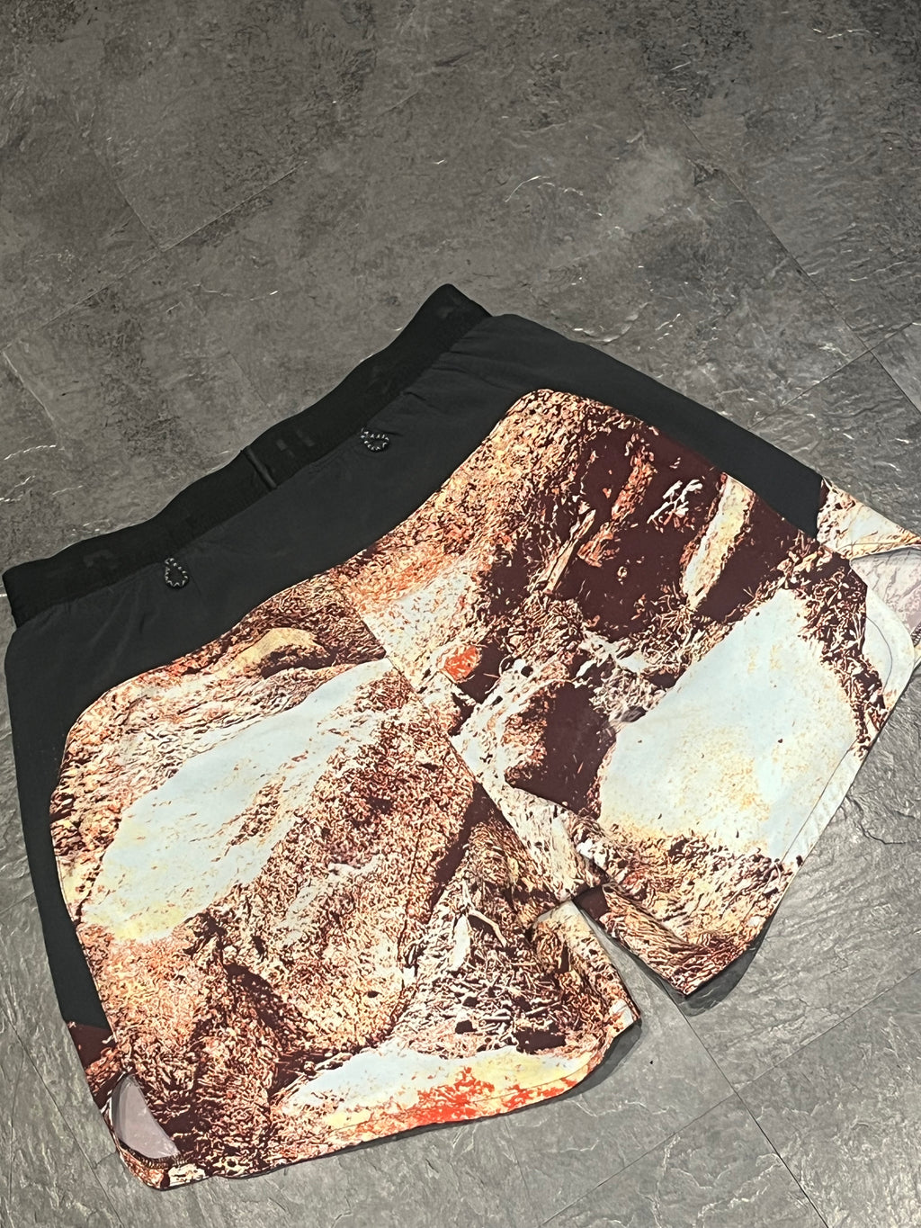 Graphic Design Nike Men’s Dri Fit Trail 6” Brief Lined Running Shorts