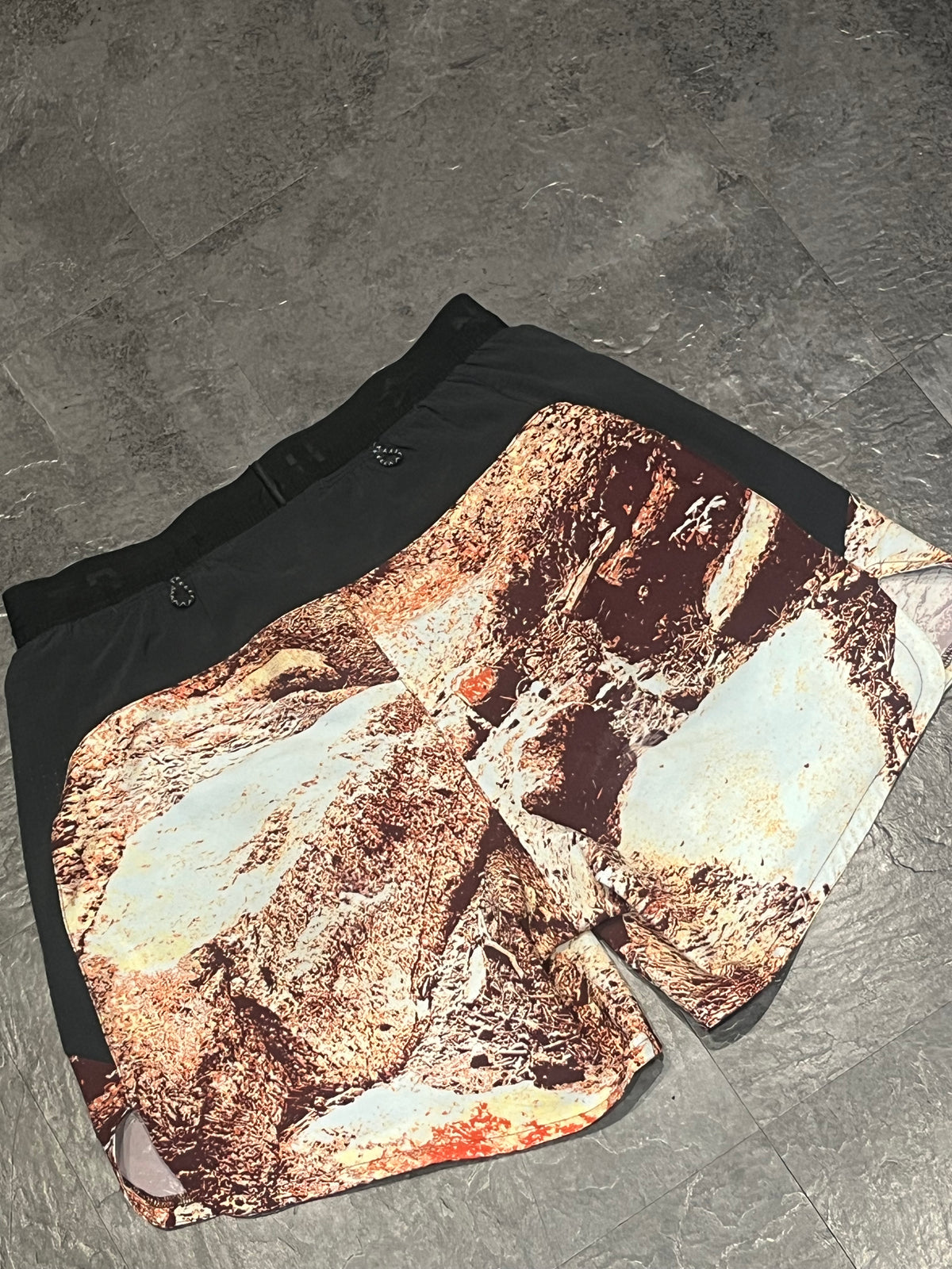 Graphic Design Nike Men’s Dri Fit Trail 6” Brief Lined Running Shorts
