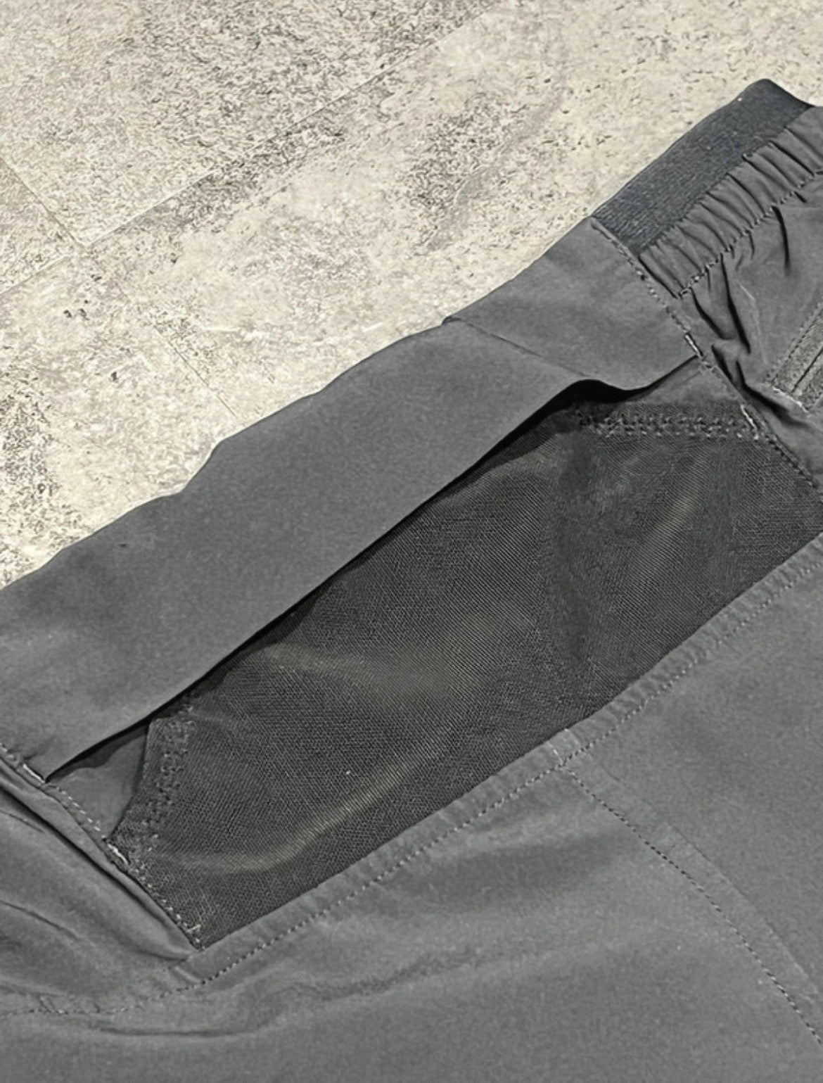 Black Hoka Men’s Glide 7” Running Shorts