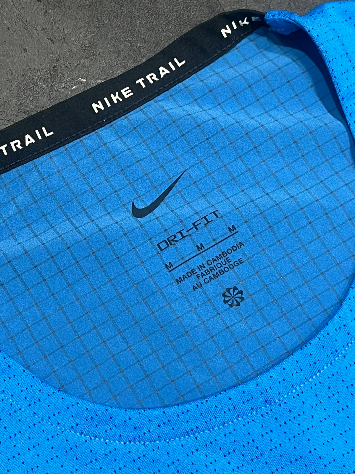 Blue/Yellow Nike Men’s Dri Fit Rise 365 Trail Running T Shirt