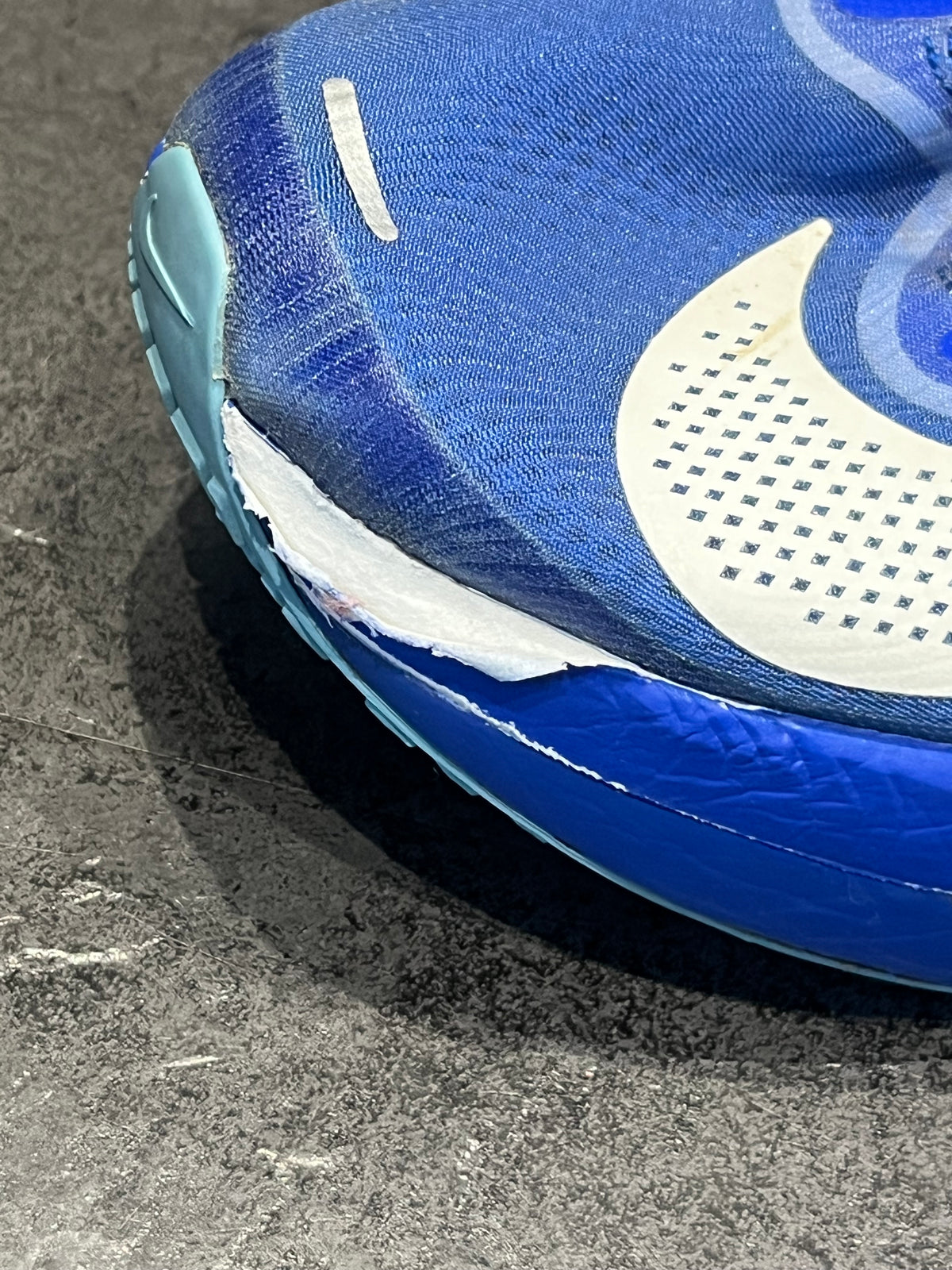 Blue Nike Zoom Fly 6 - Size 8
