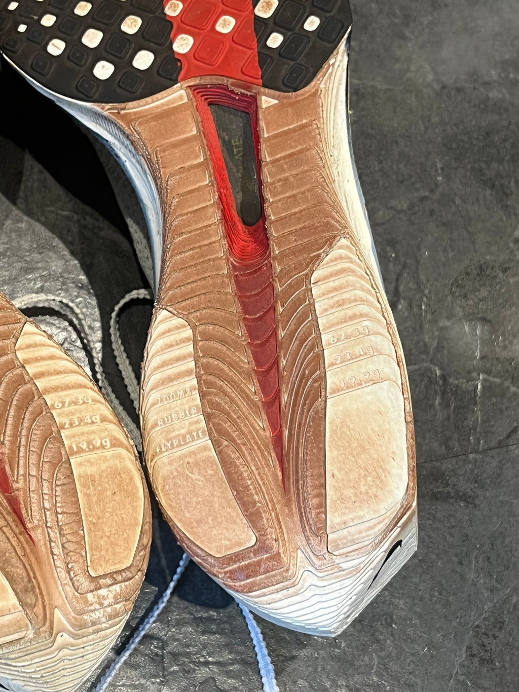 Nike Vaporfly 3 - Size 8.5