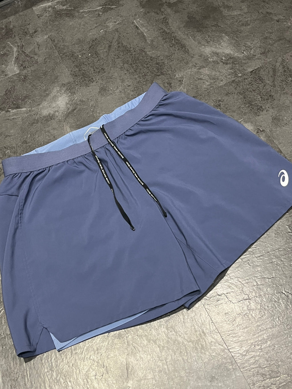 Blue Asics Men’s 2IN1 Core 7” Running Shorts