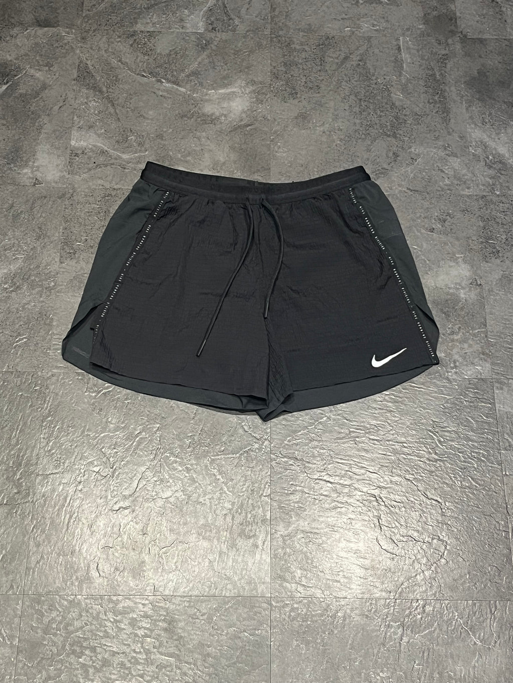 Black Nike Men’s Dri Fit Running Division 2IN1 5” Running Shorts