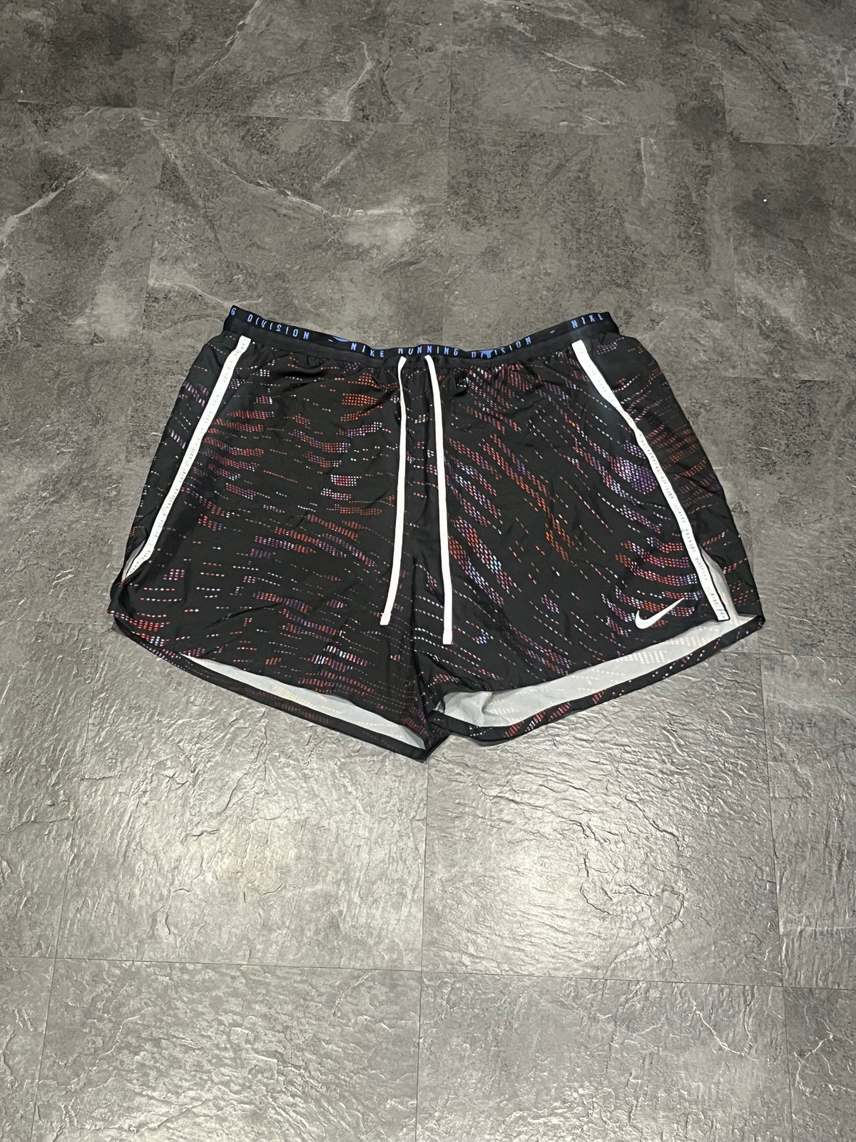 Graphic Nike Men’s Dri Fit Running Division 5” Brief Lined Running Shorts