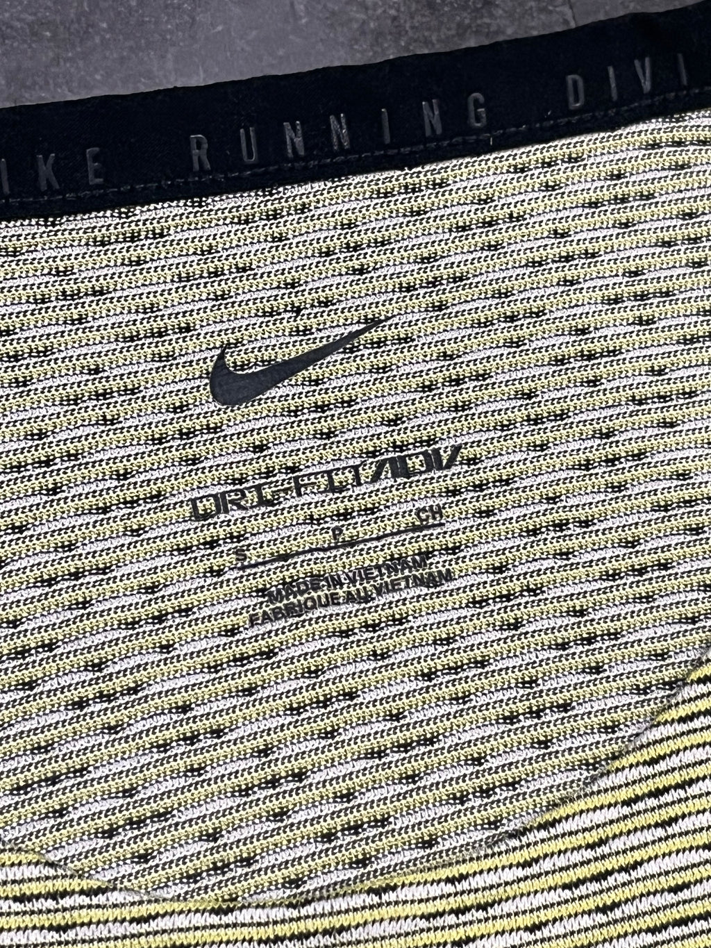 Nike Men’s Dri Fit ADV Running Division T Shirt