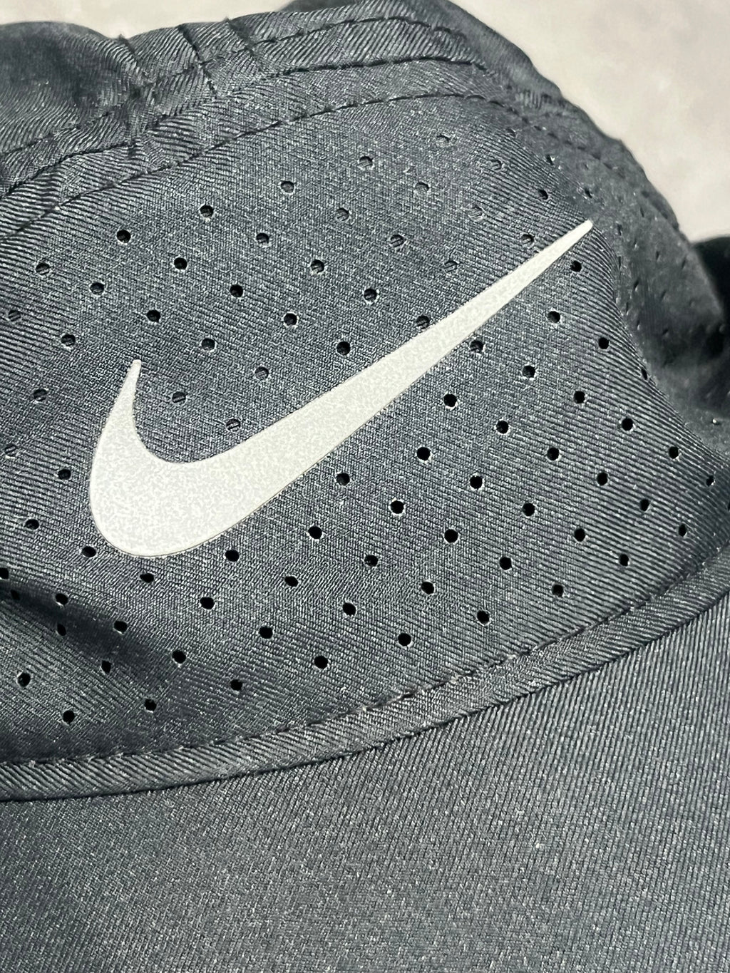 Black Nike Dri Fit ADV Tailwind Running Cap - Unisex
