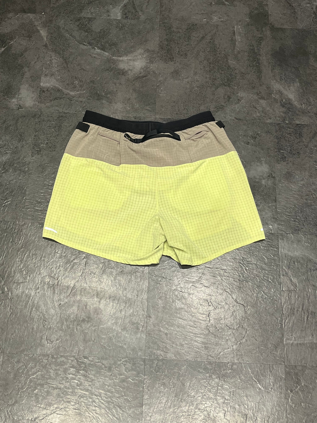 Lemon & Moon Fossil Nike Men’s Dri Fit Trail 5” Running Shorts