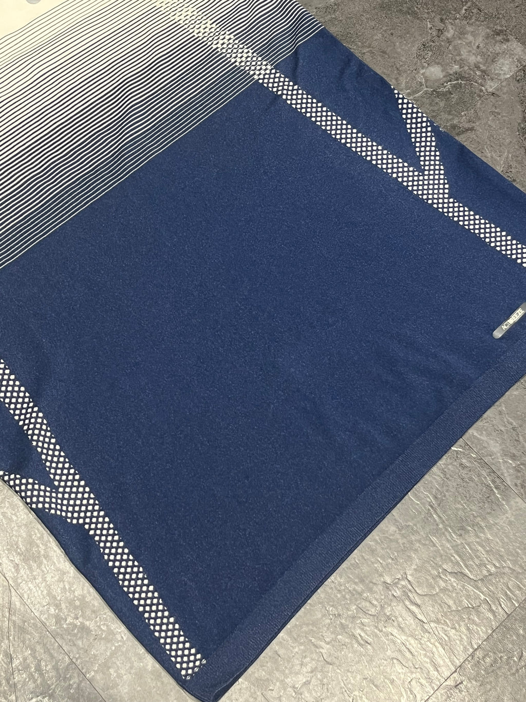 White & Blue ASICS Men’s Actibreeze Seamless SS T Shirt