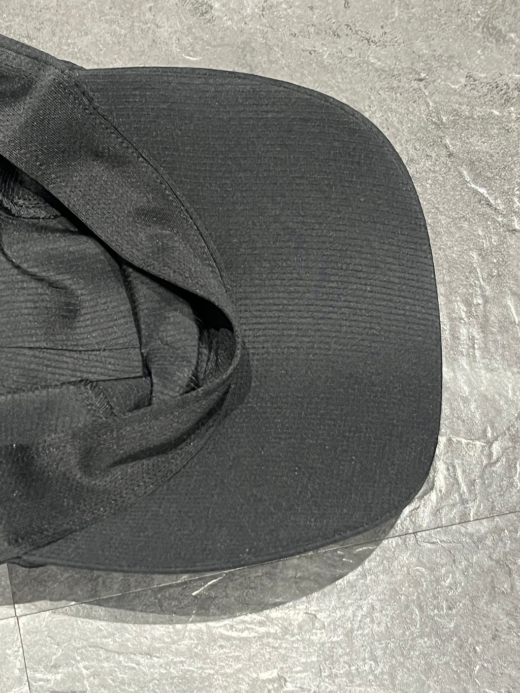 Black Adidas Adizero Women’s Running Cap