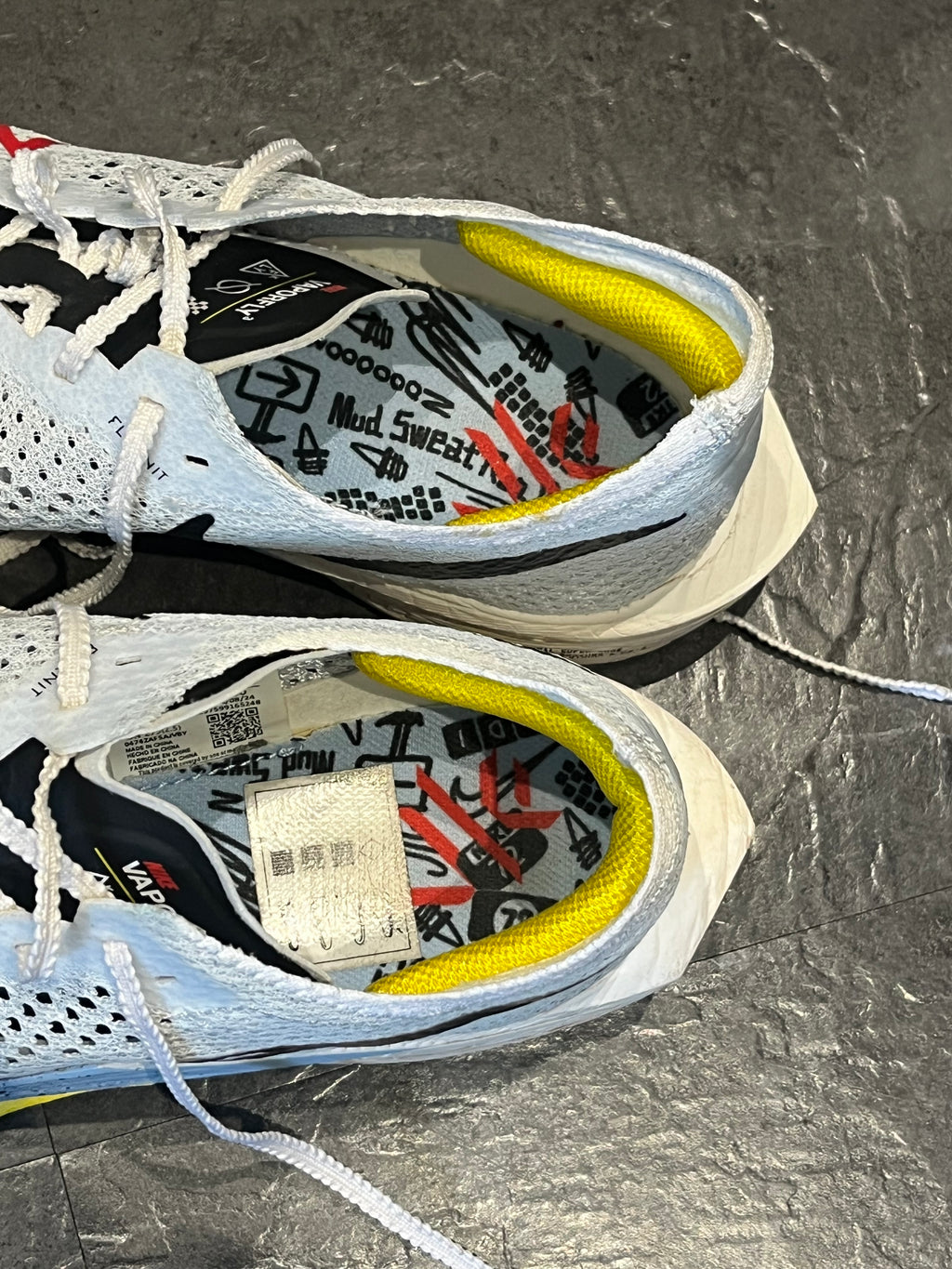 Nike Vaporfly 3 - Size 8.5